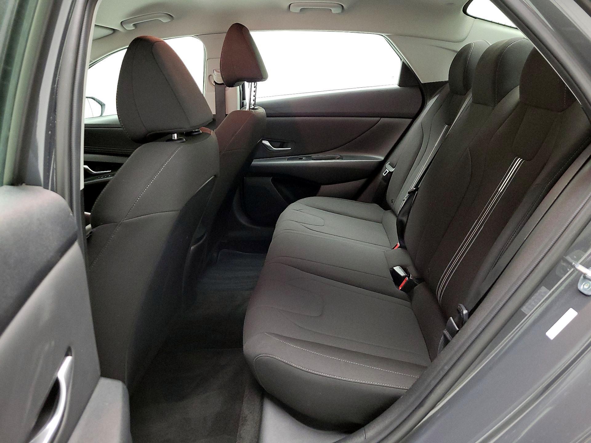 Thumbnail: 2023 Hyundai Elantra - 20