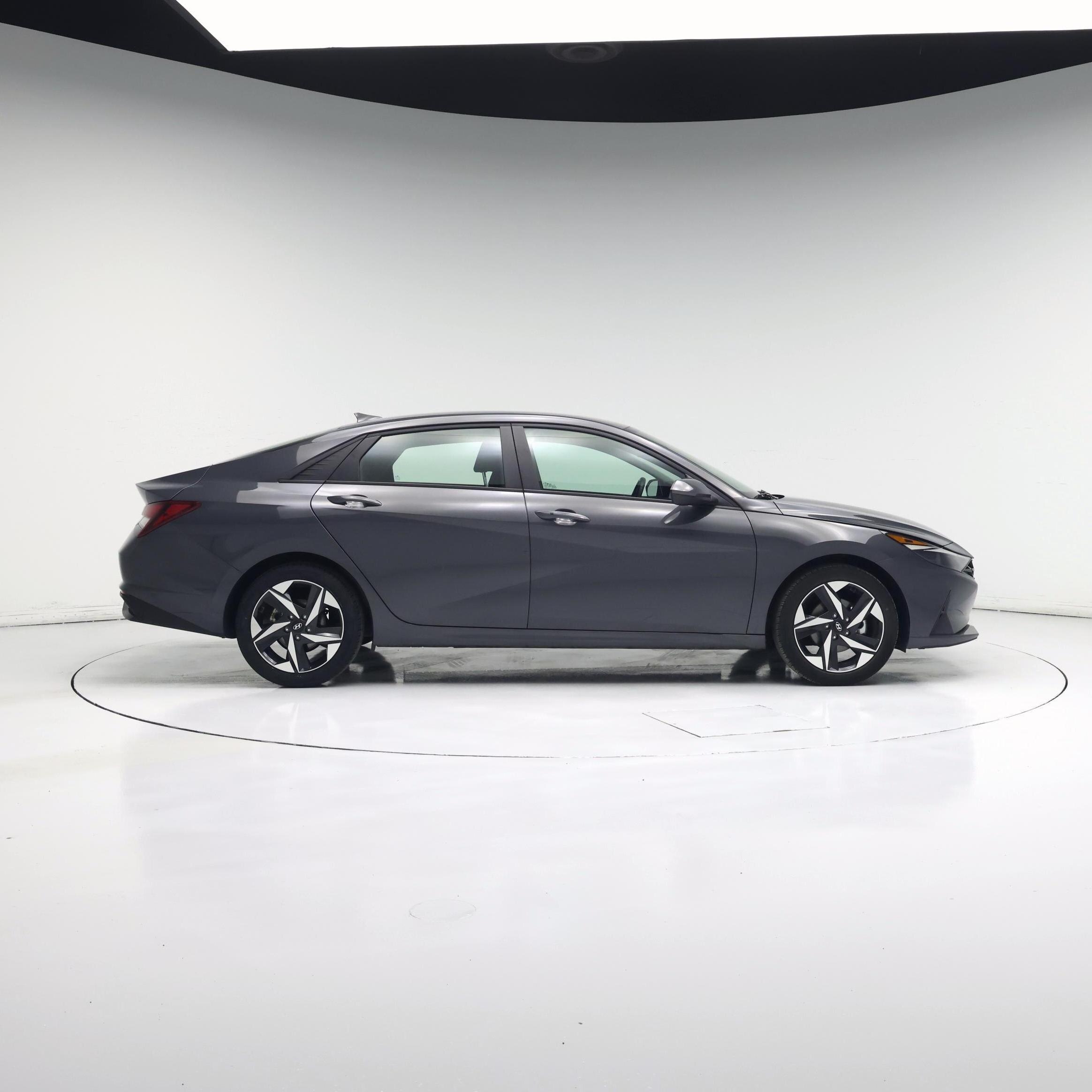 Thumbnail: 2023 Hyundai Elantra - 7