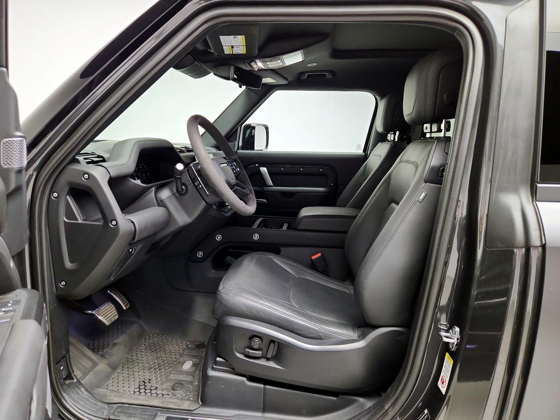 Thumbnail: 2024 Land Rover Defender - 11