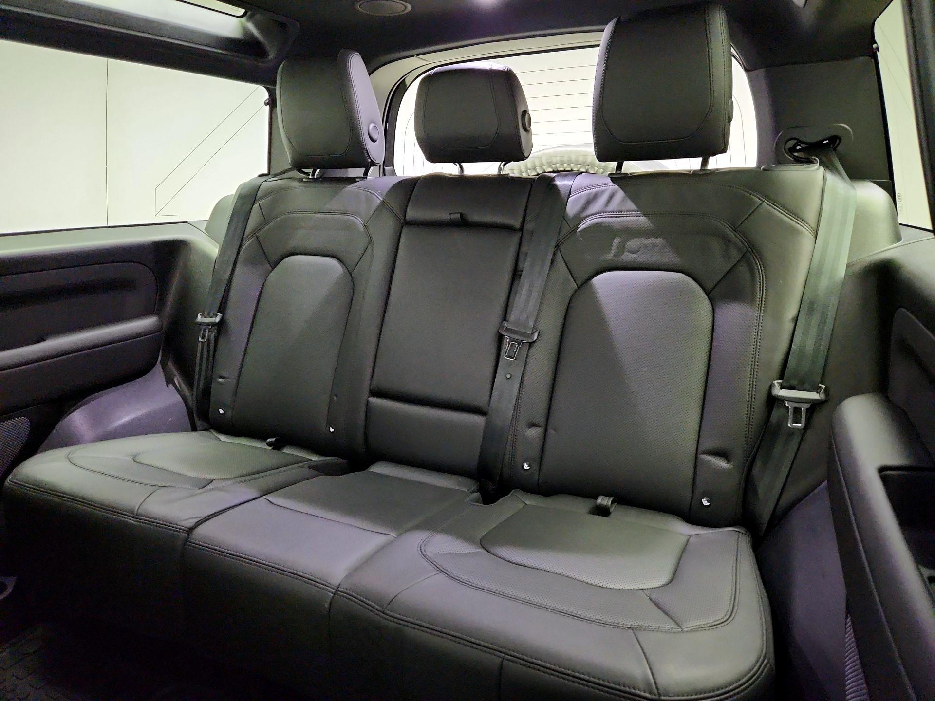 Thumbnail: 2024 Land Rover Defender - 20