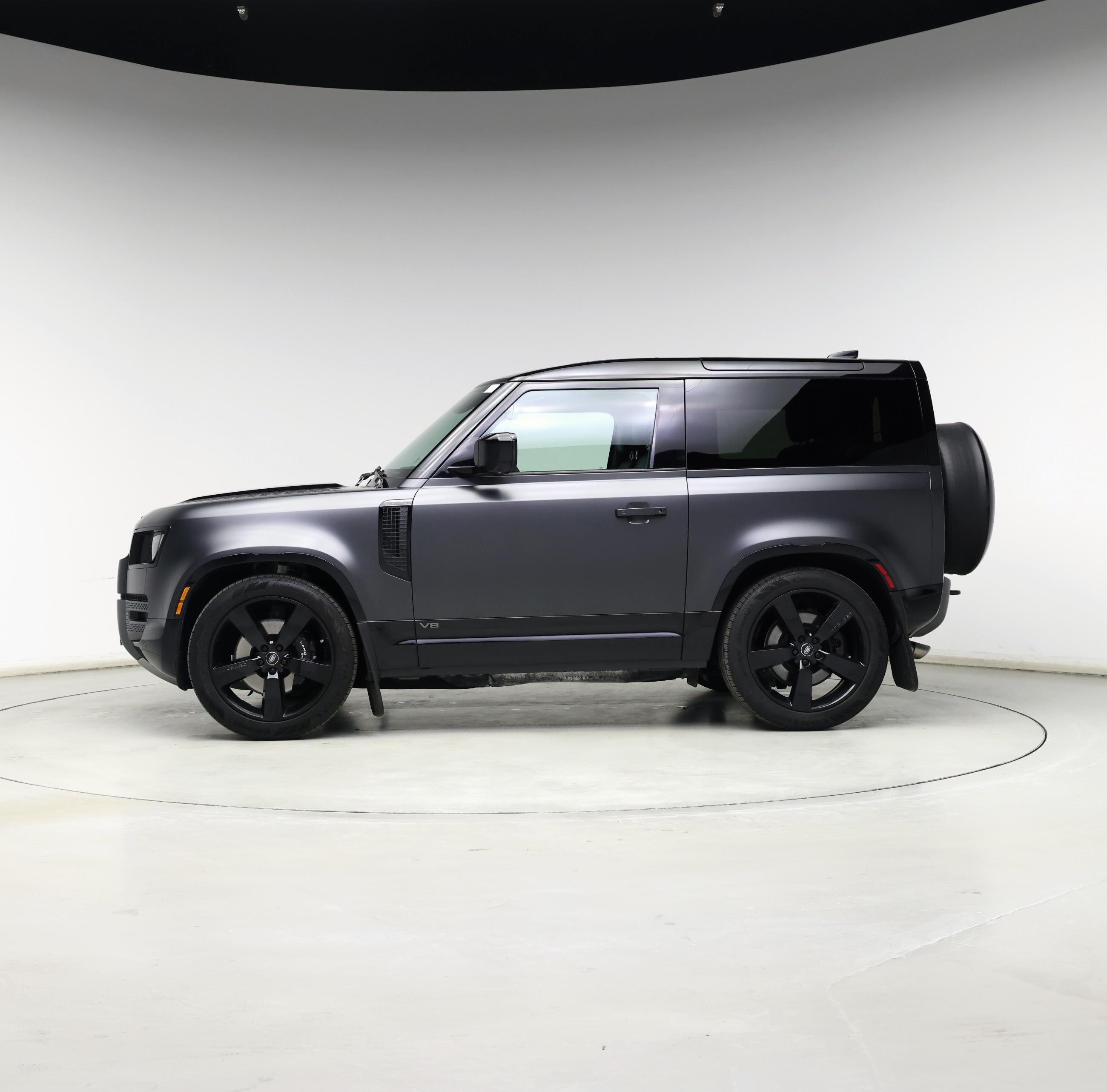 Thumbnail: 2024 Land Rover Defender - 3