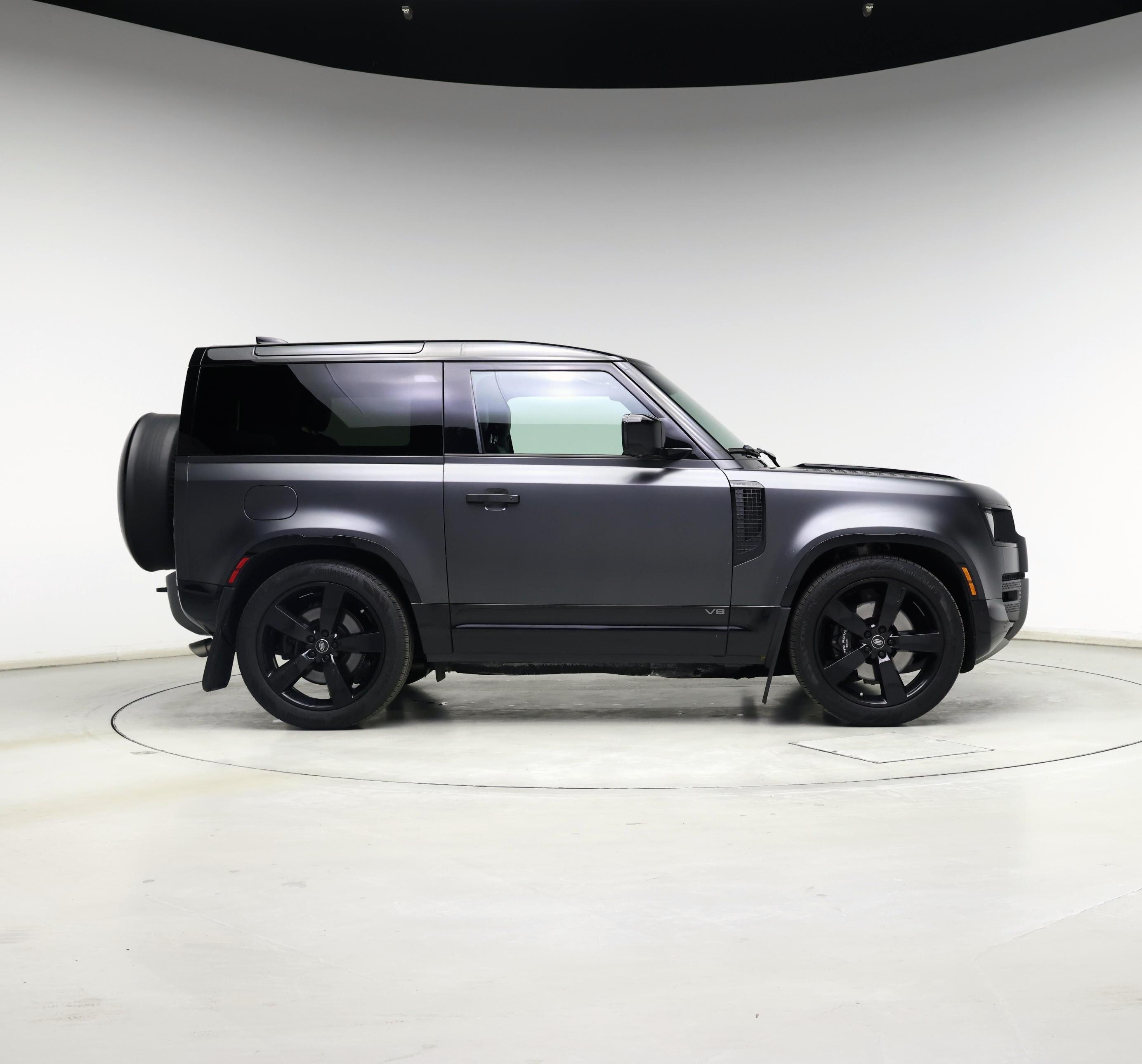 Thumbnail: 2024 Land Rover Defender - 7