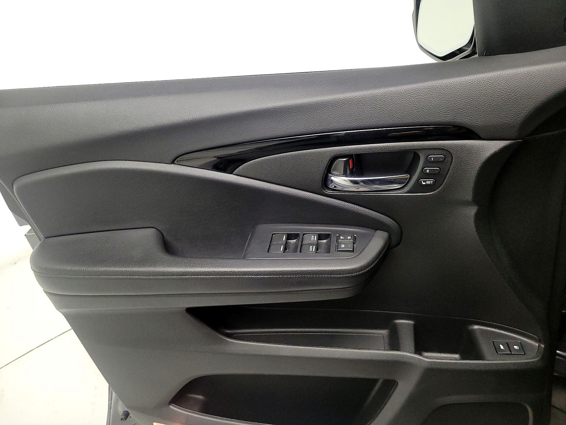 Thumbnail: 2021 Honda Passport - 12