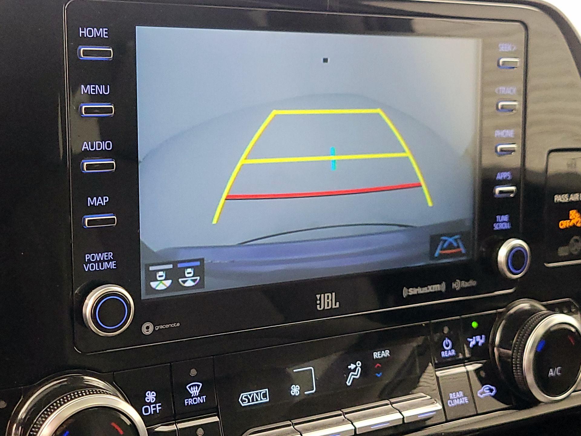 Thumbnail: 2022 Toyota Highlander - 15