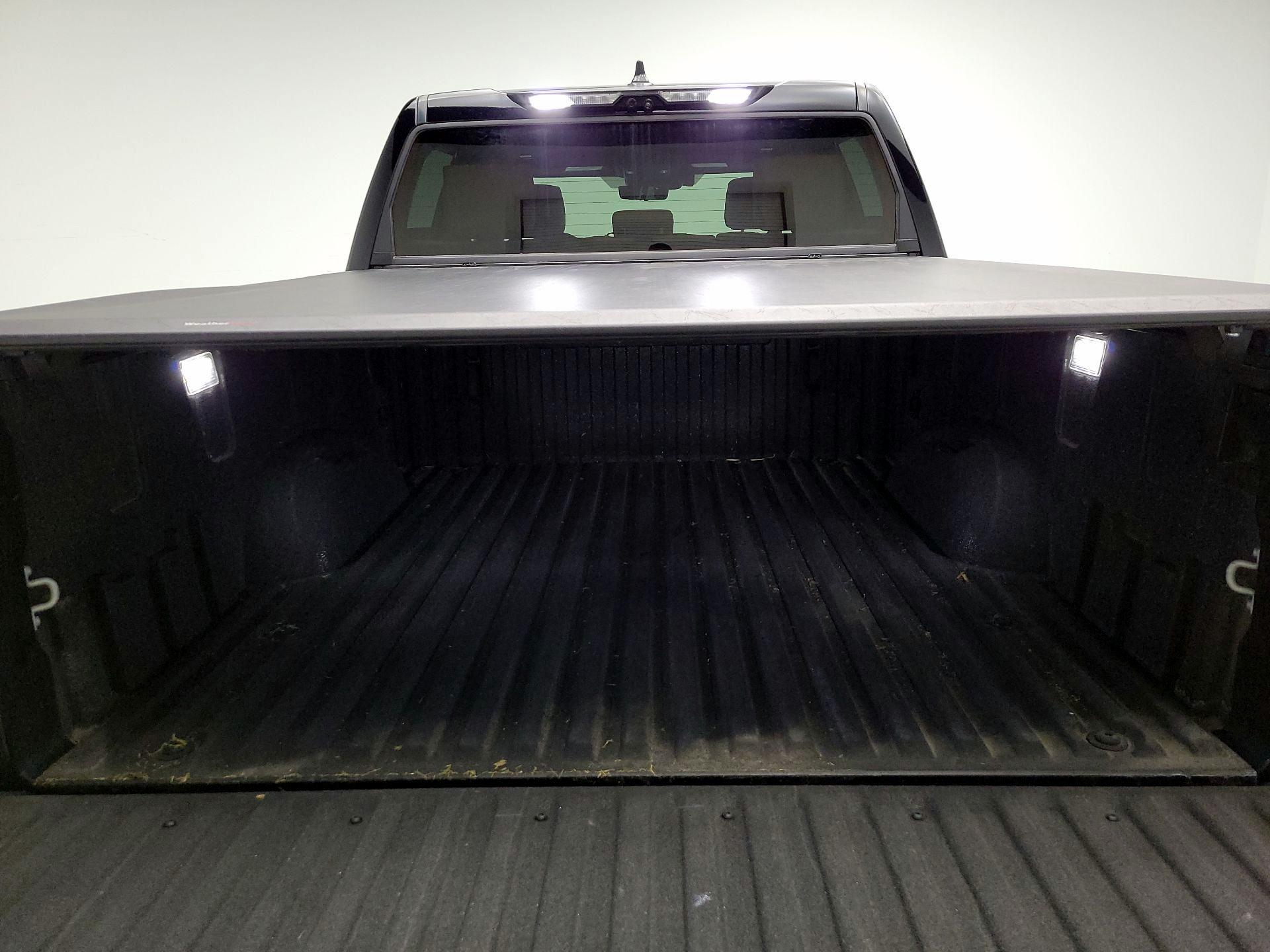 Thumbnail: 2022 Toyota Tundra - 19