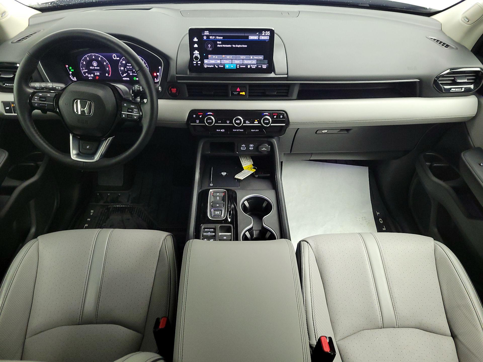 Thumbnail: 2025 Honda Pilot - 9