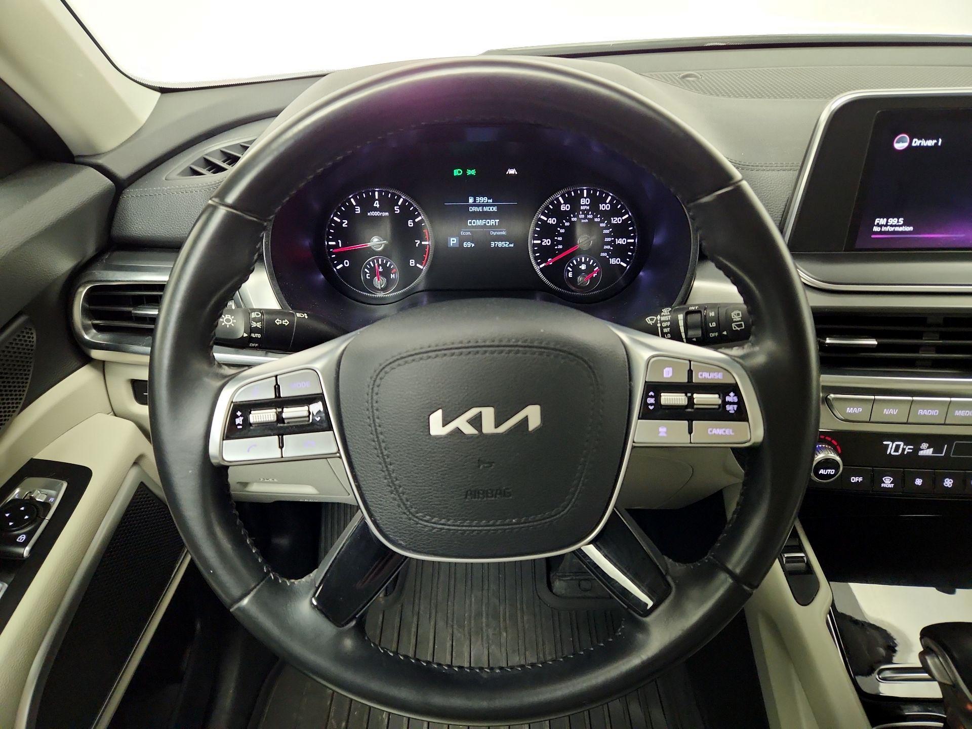 Thumbnail: 2022 Kia Telluride - 10