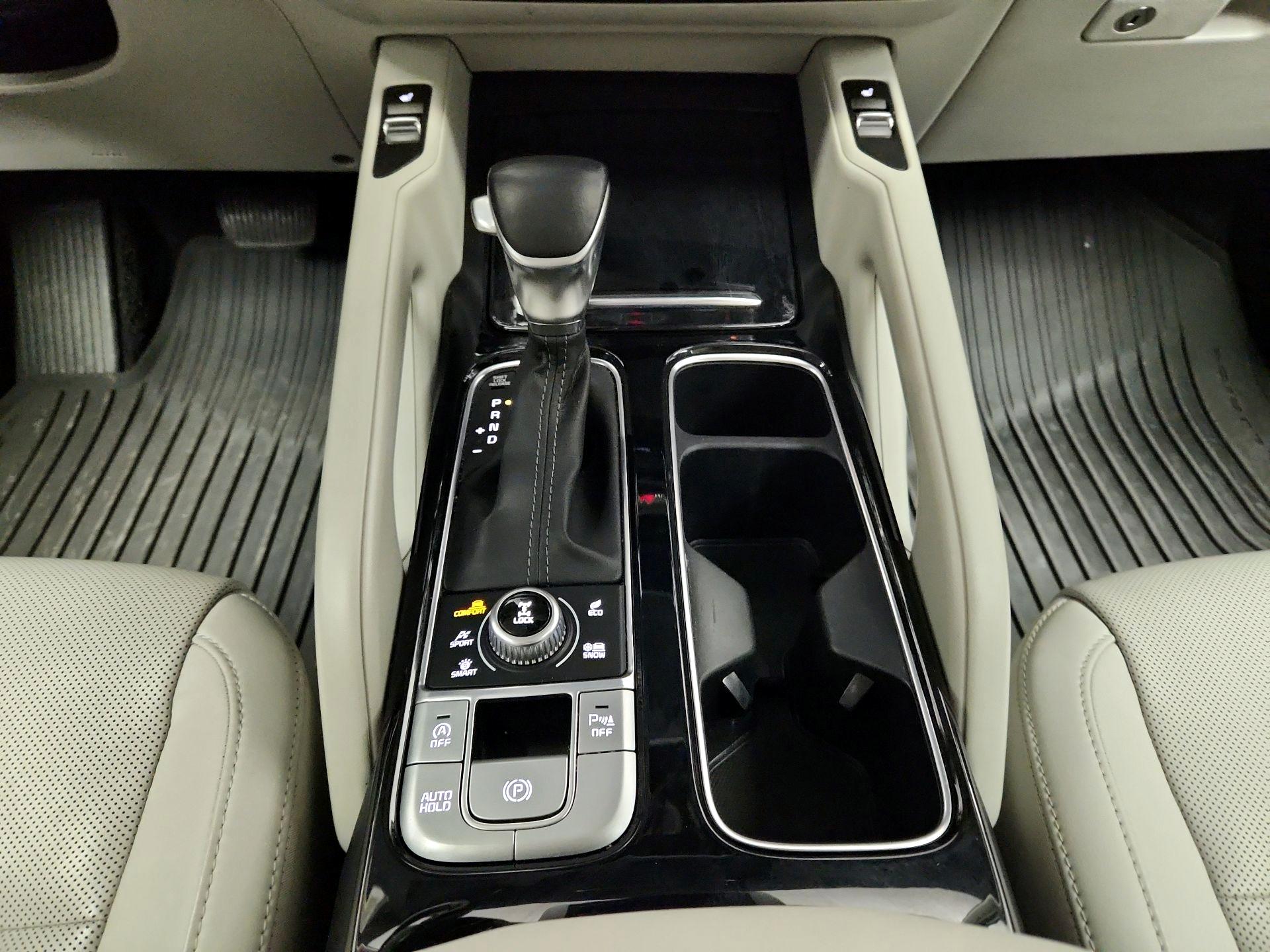 Thumbnail: 2022 Kia Telluride - 18