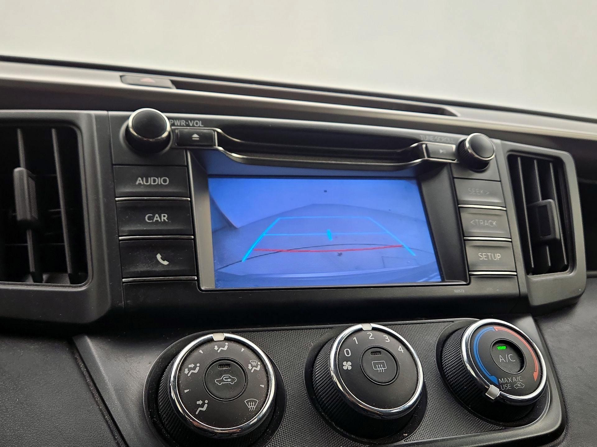 Thumbnail: 2018 Toyota RAV4 - 14