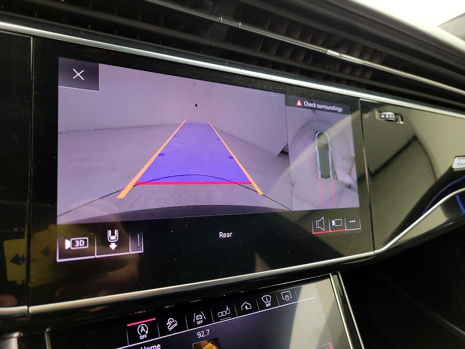 Thumbnail: 2019 Audi Q8 - 14