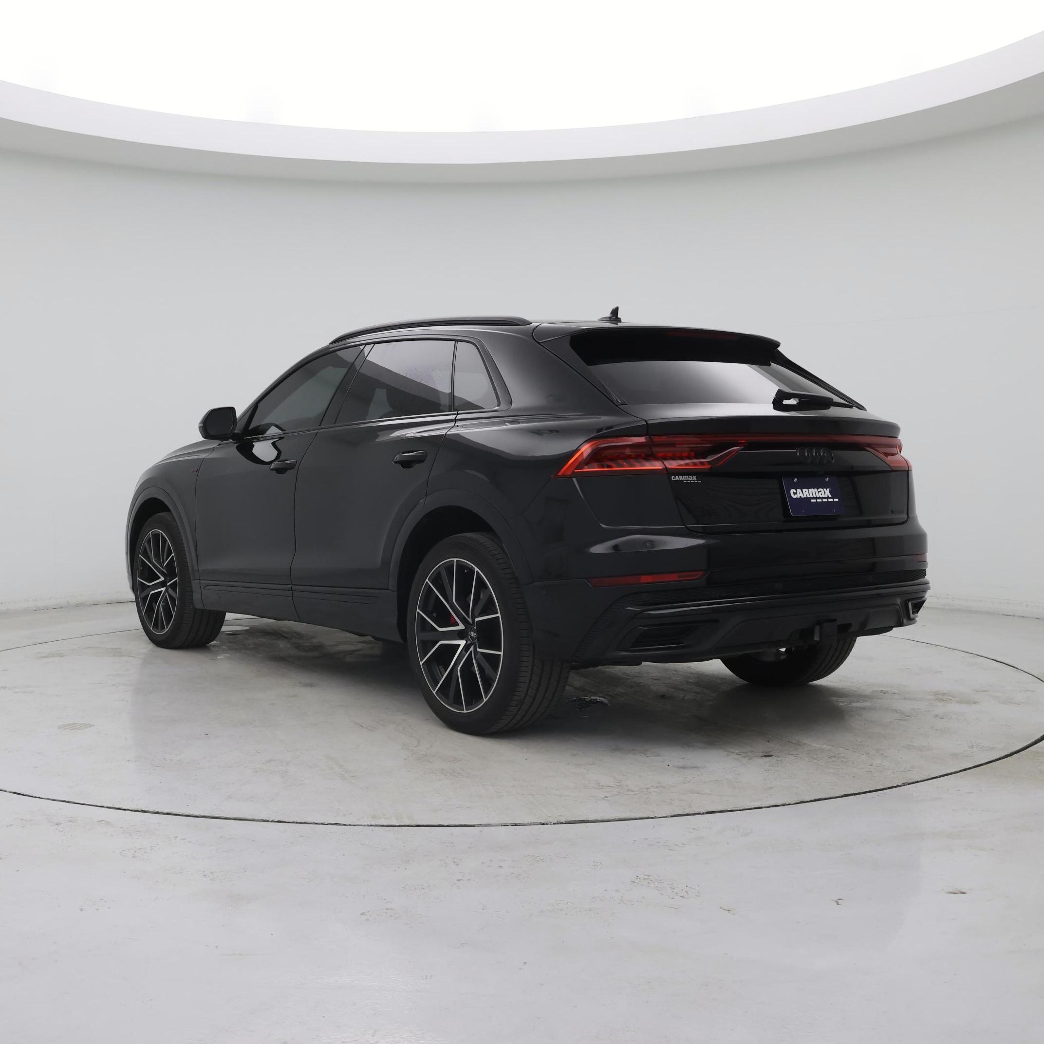 Thumbnail: 2019 Audi Q8 - 2