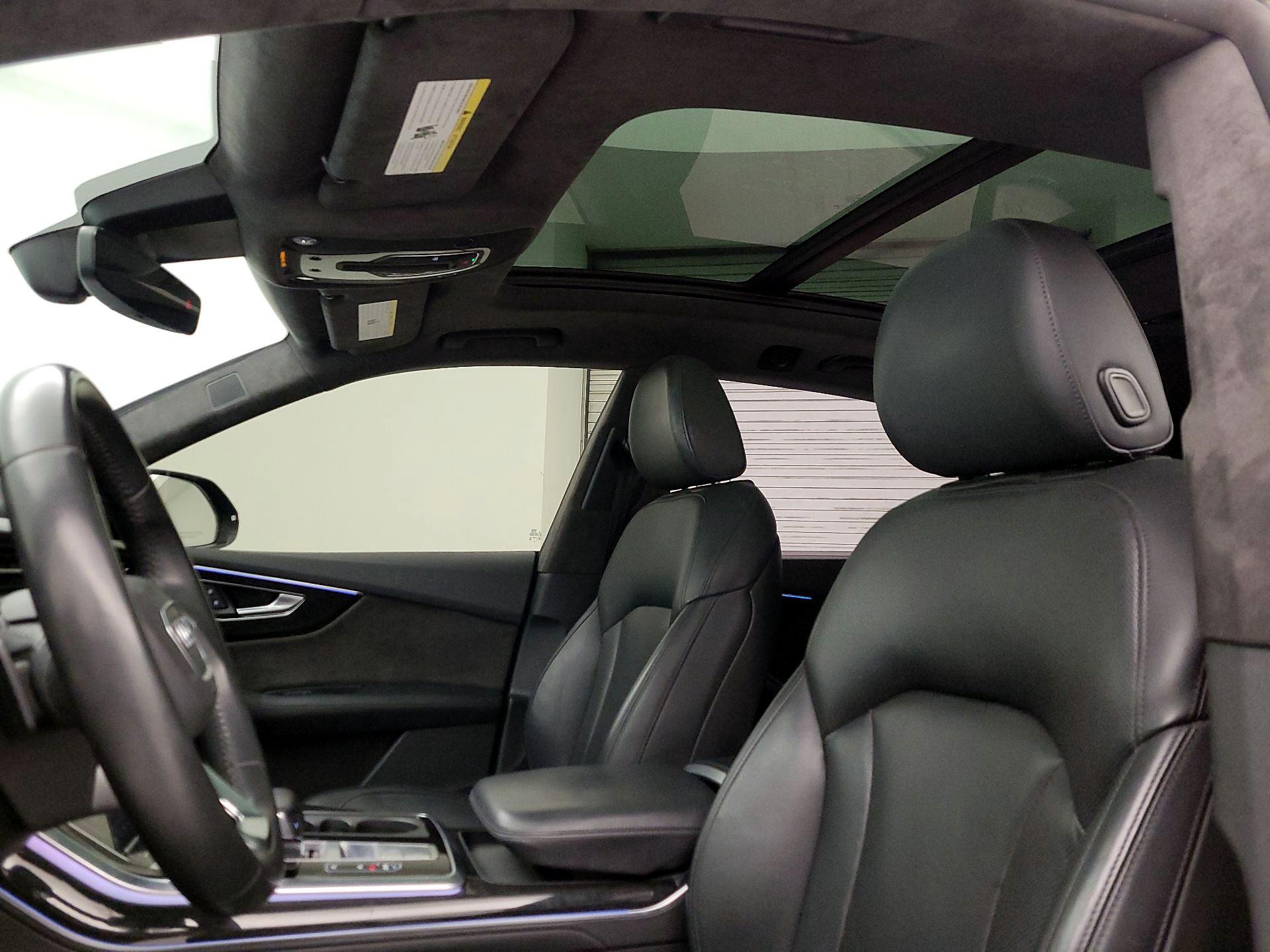 Thumbnail: 2019 Audi Q8 - 19