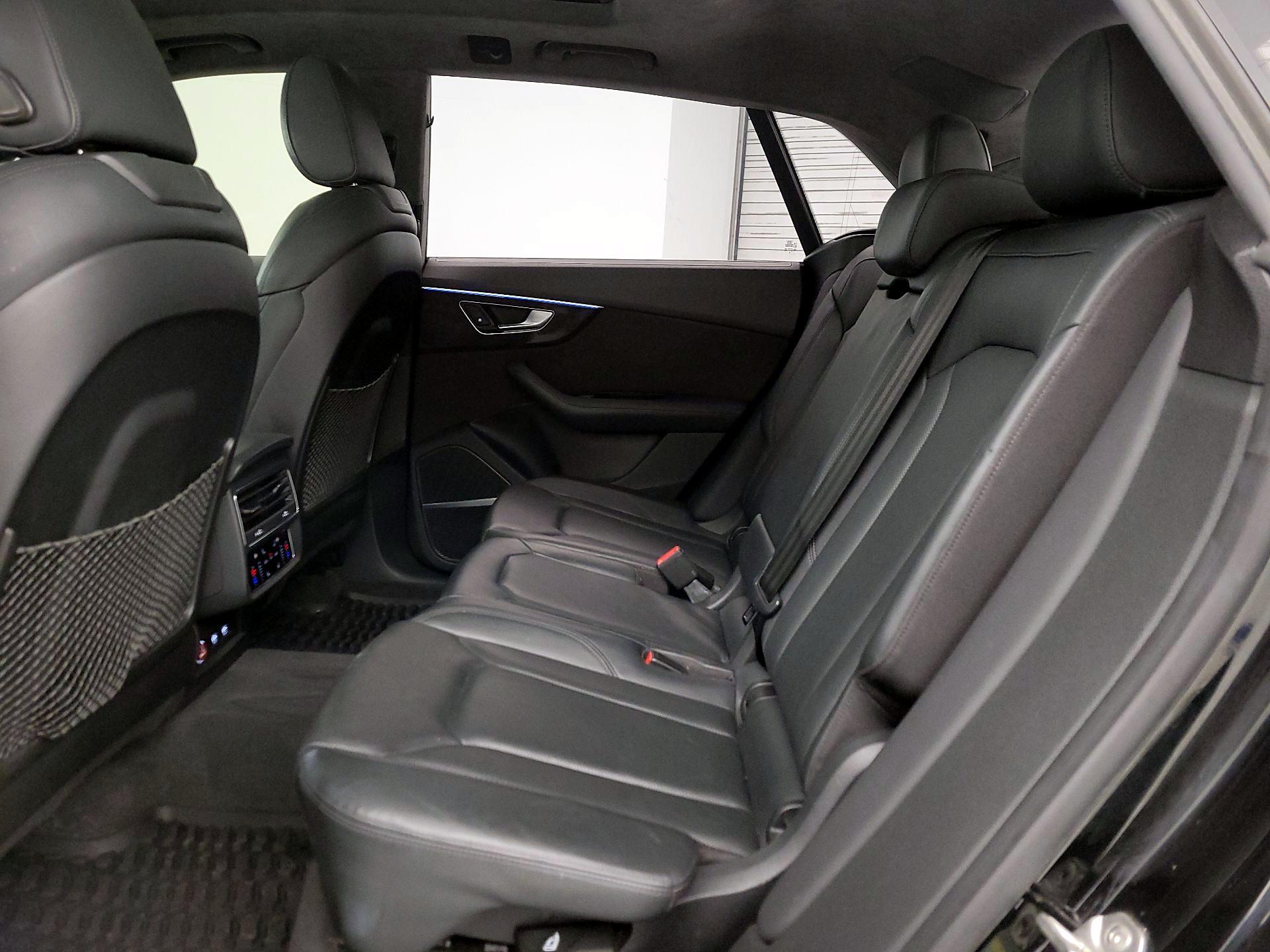 Thumbnail: 2019 Audi Q8 - 20