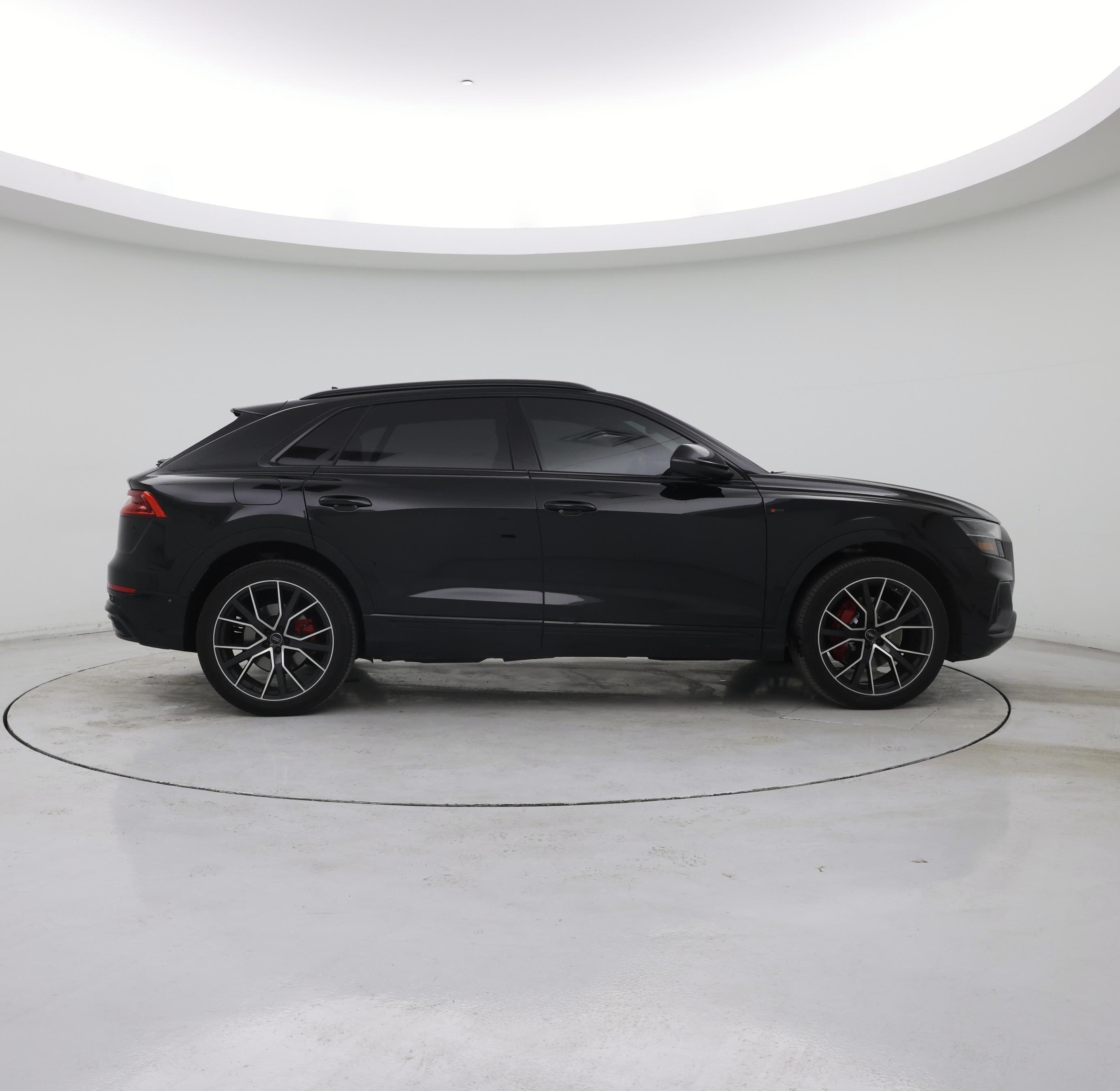 Thumbnail: 2019 Audi Q8 - 7