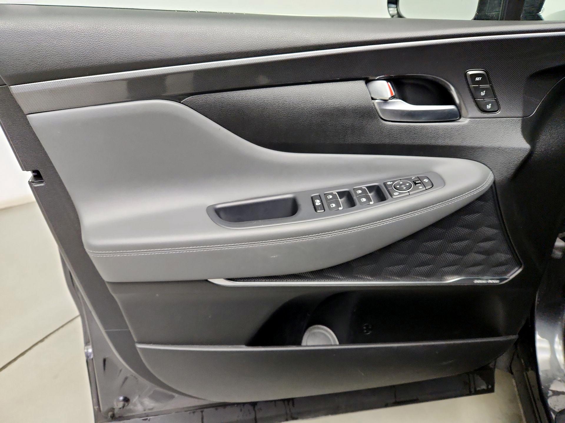 Thumbnail: 2023 Hyundai Santa Fe - 12