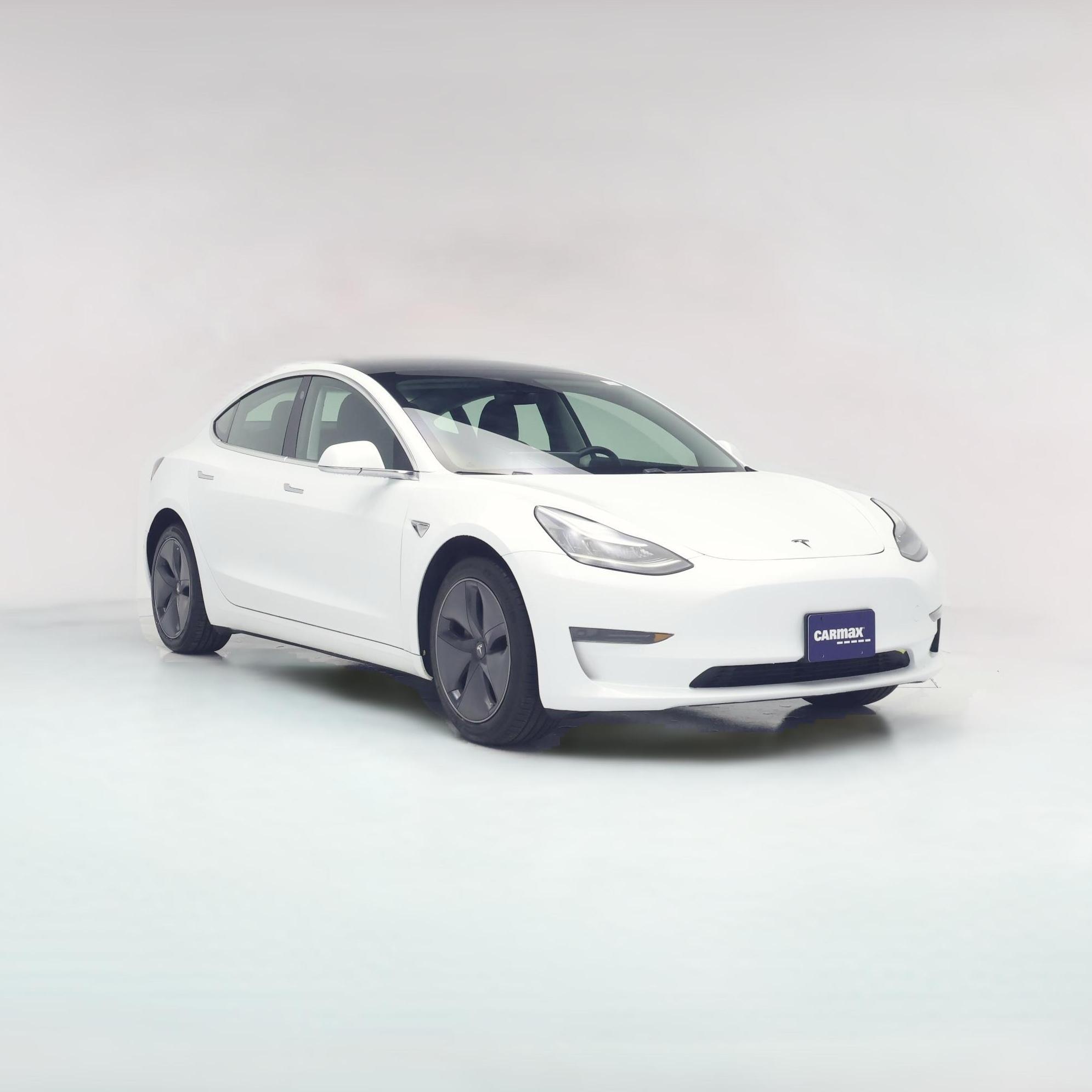 Thumbnail: 2019 Tesla Model 3 - 1