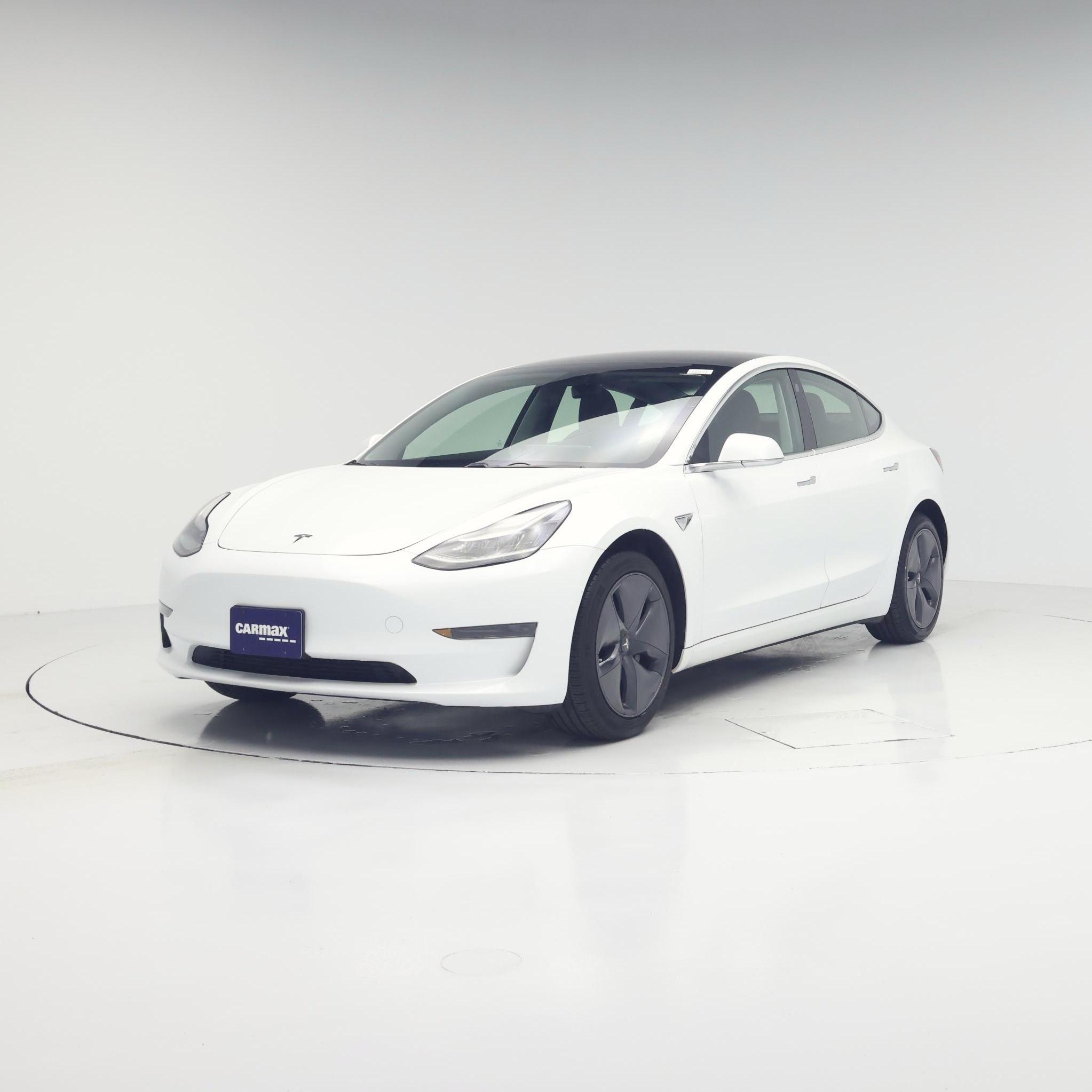 Thumbnail: 2019 Tesla Model 3 - 4