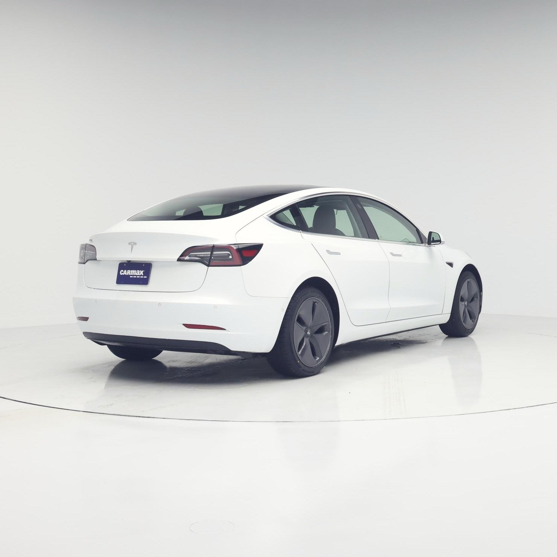 Thumbnail: 2019 Tesla Model 3 - 8