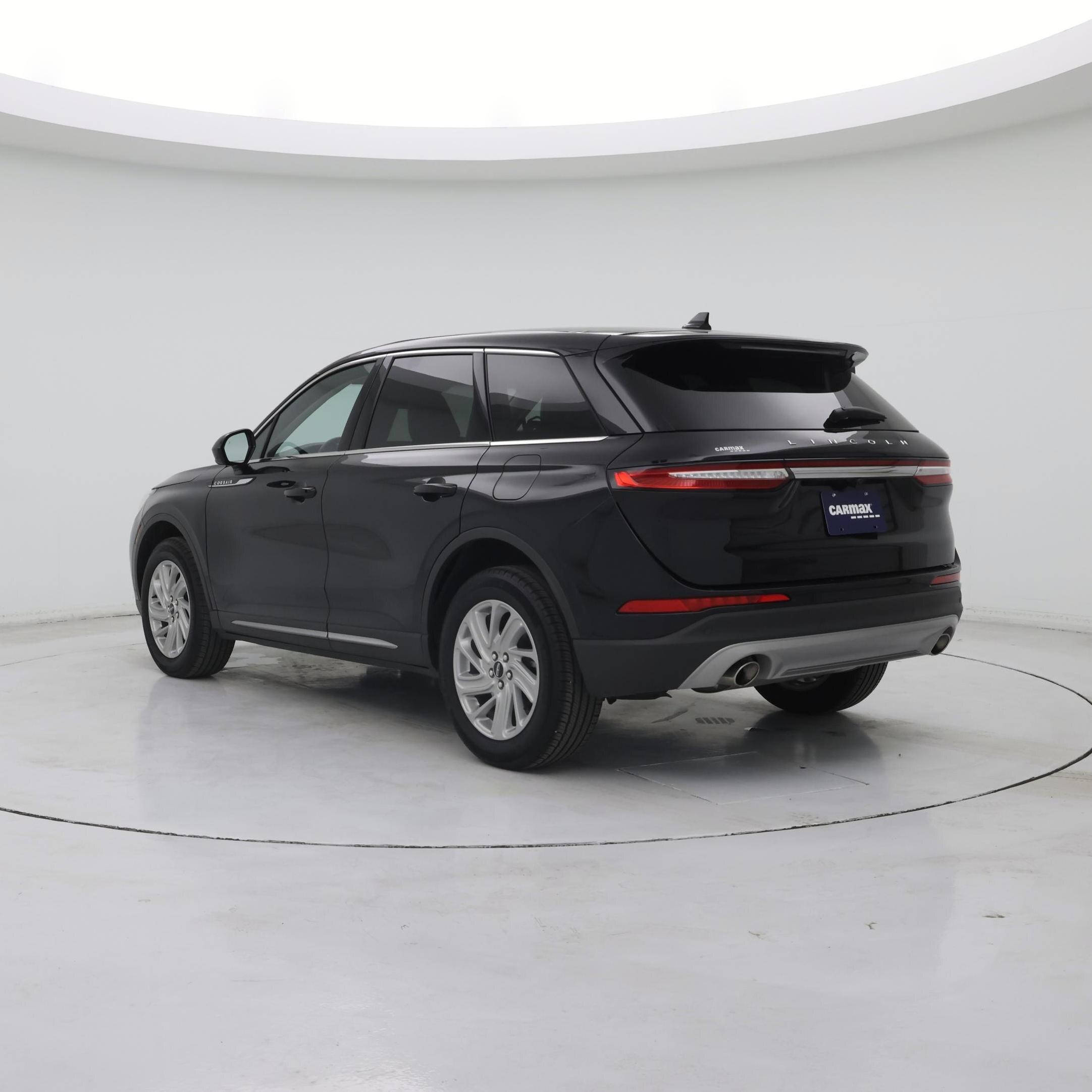 Thumbnail: 2023 Lincoln Corsair - 2