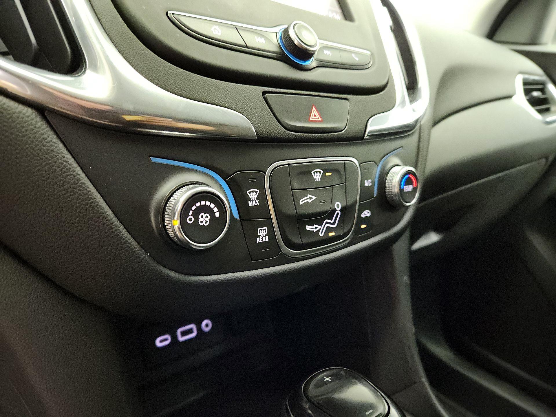 Thumbnail: 2020 Chevrolet Equinox - 16