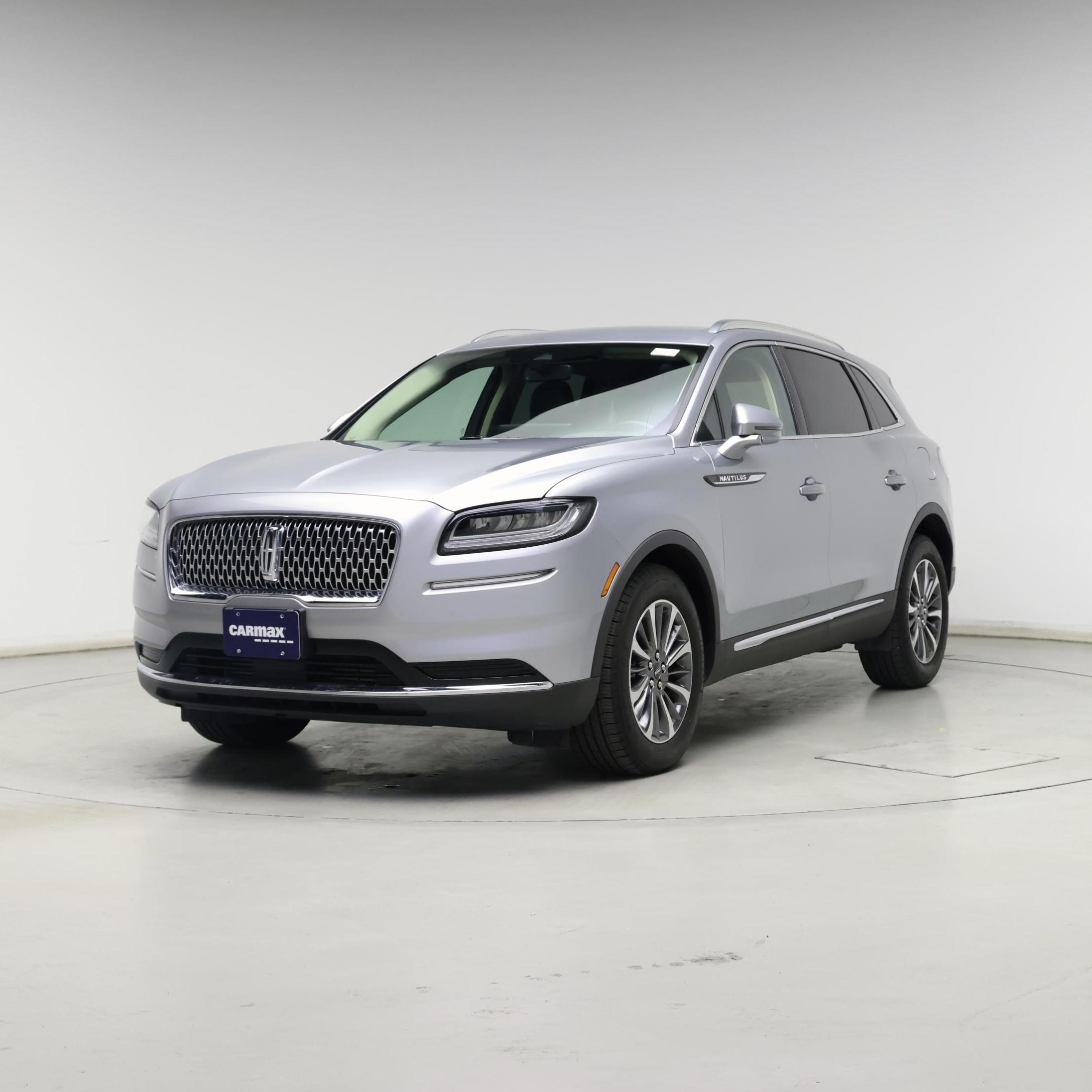 Thumbnail: 2023 Lincoln Nautilus - 4