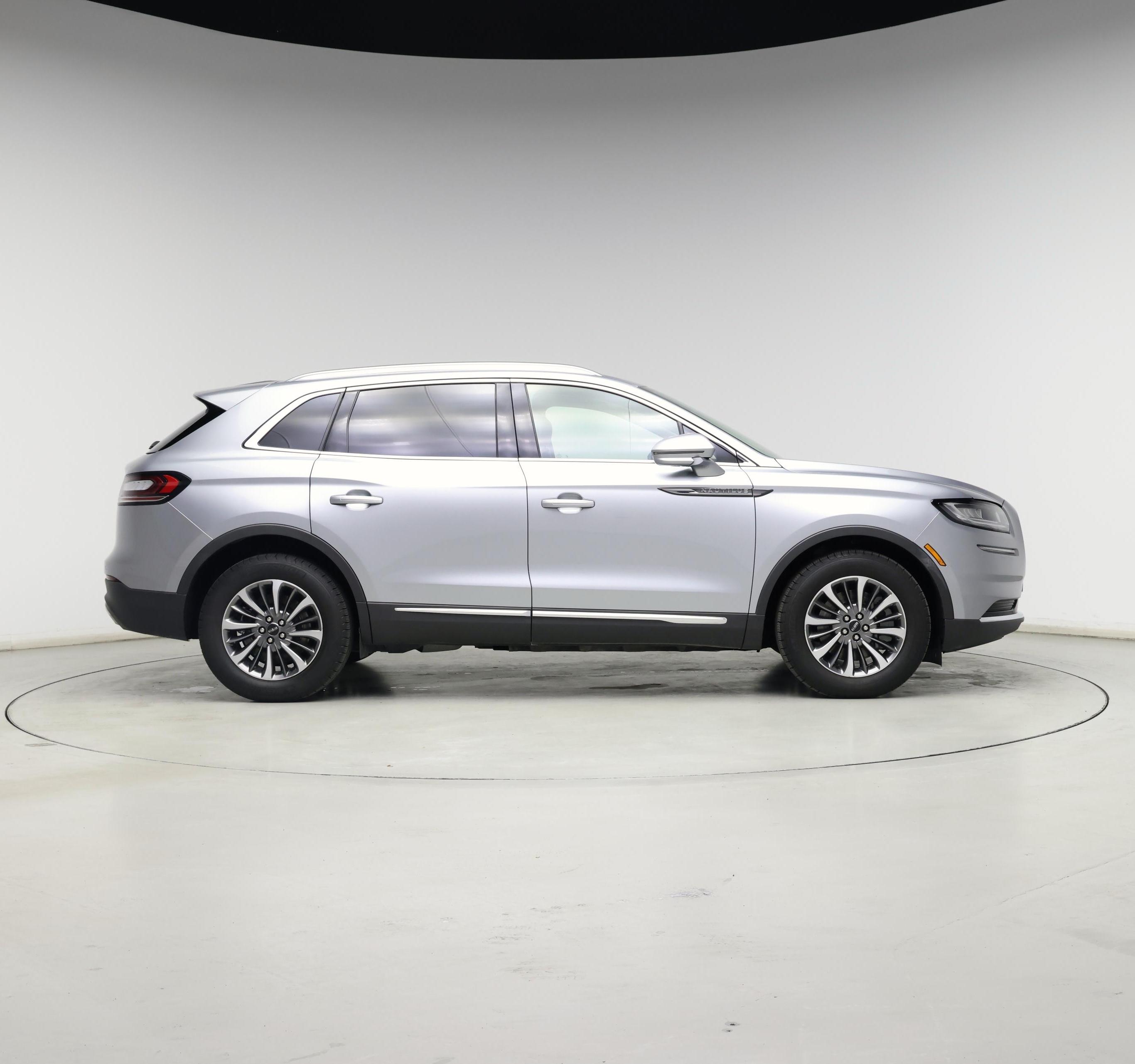 Thumbnail: 2023 Lincoln Nautilus - 7