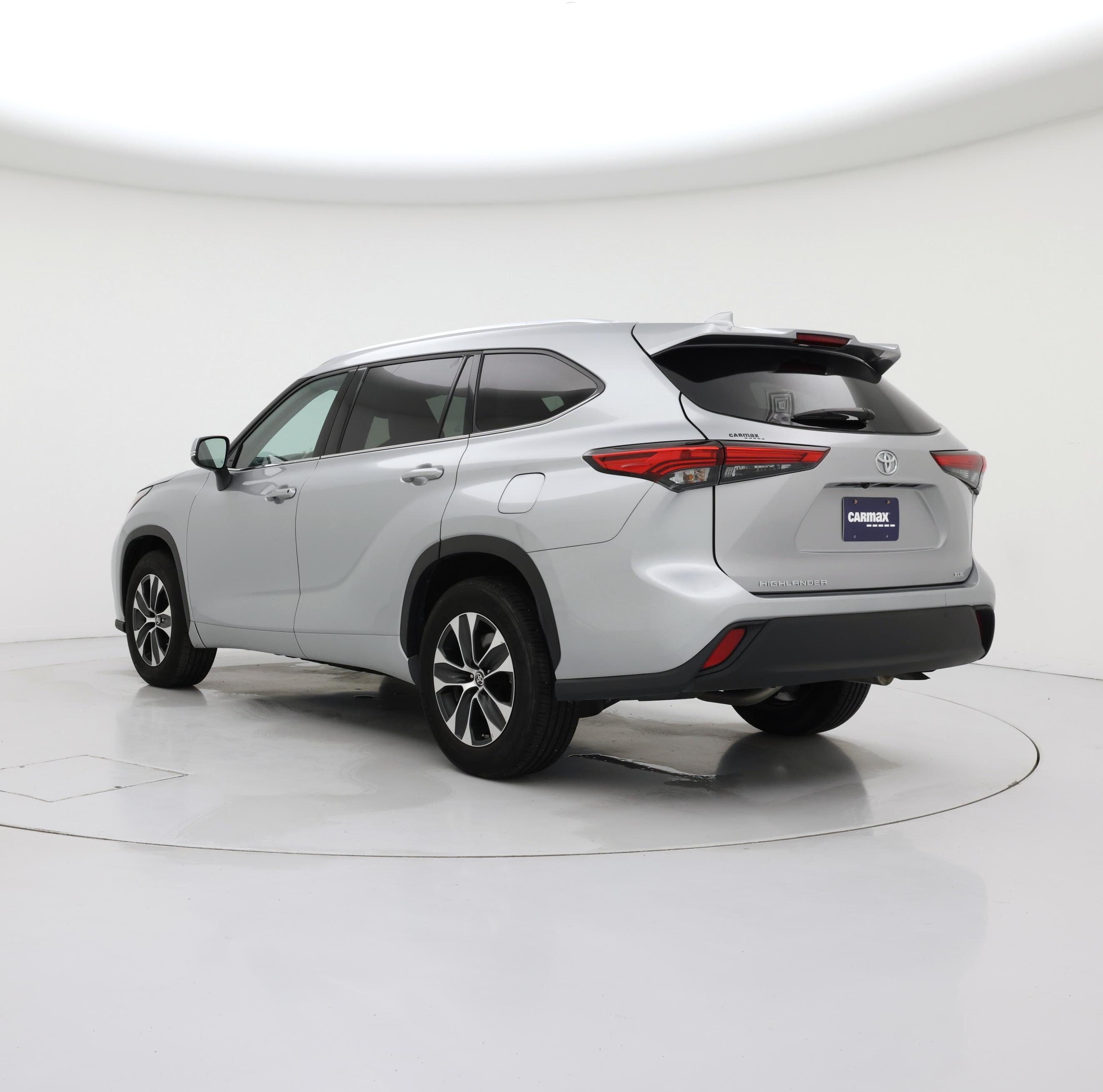 Thumbnail: 2020 Toyota Highlander - 2