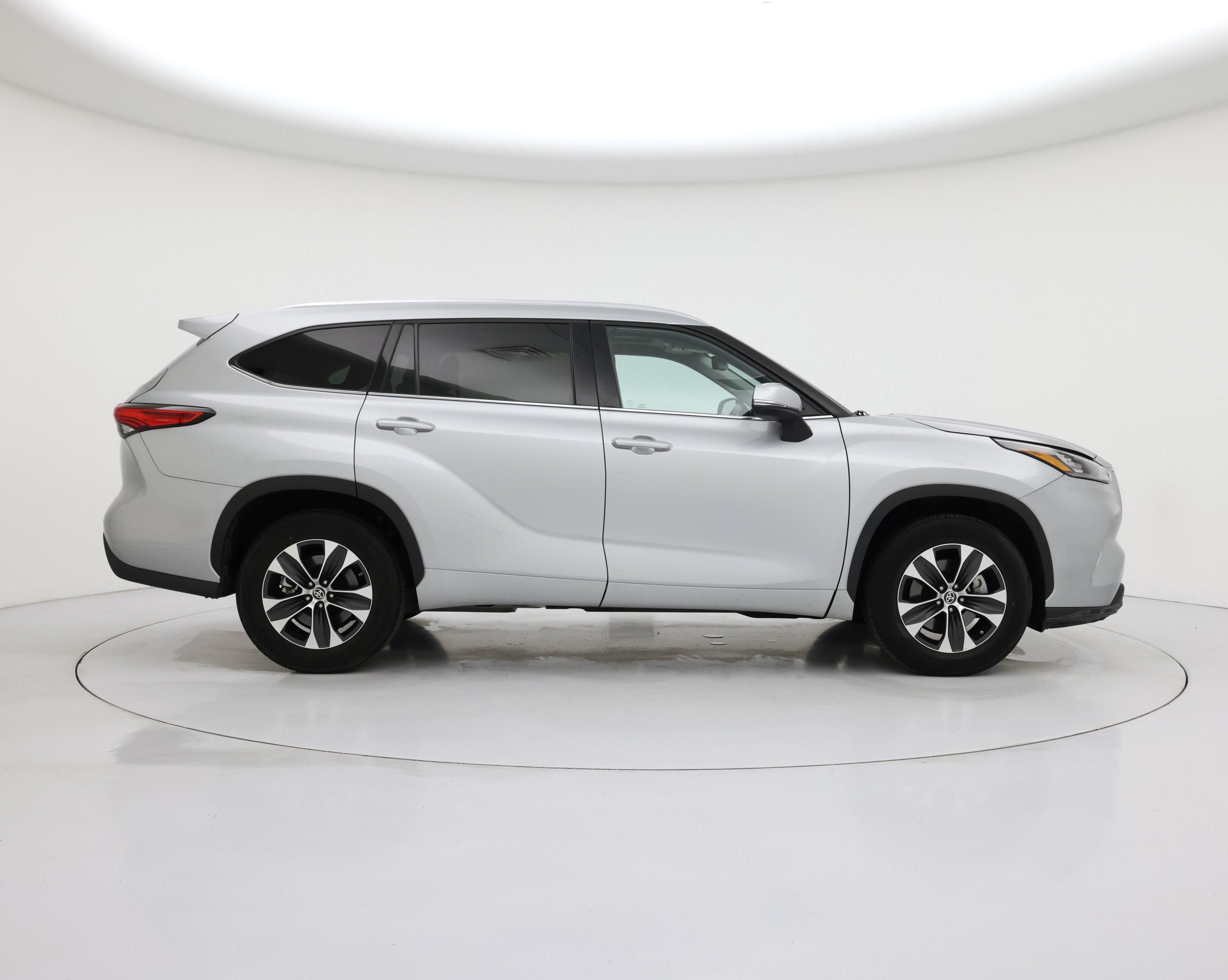 Thumbnail: 2020 Toyota Highlander - 7