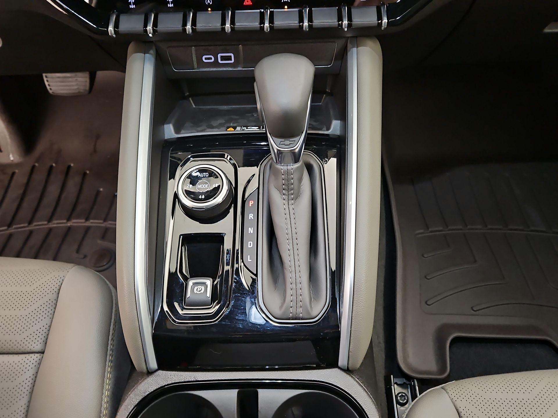 Thumbnail: 2025 Chevrolet Colorado - 17