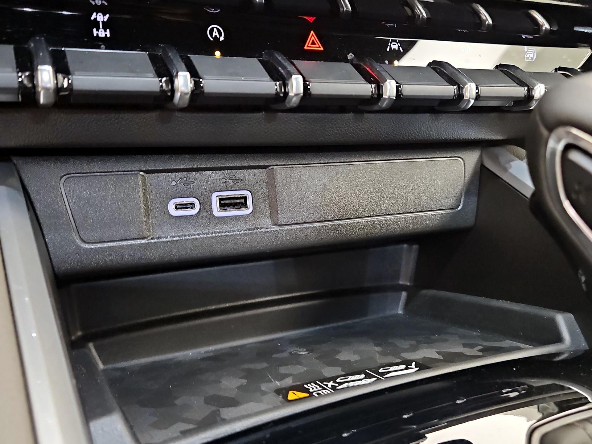 Thumbnail: 2025 Chevrolet Colorado - 18