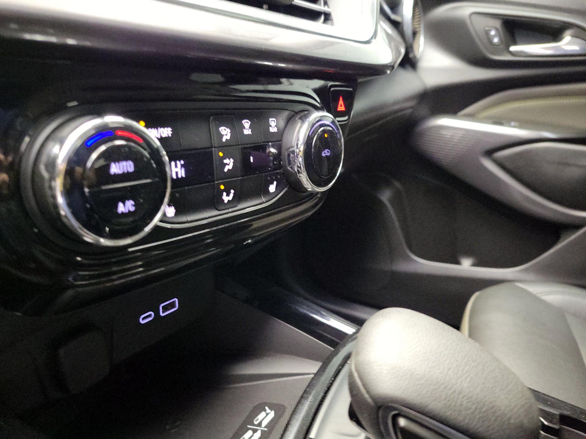 Thumbnail: 2024 Chevrolet Trax - 16