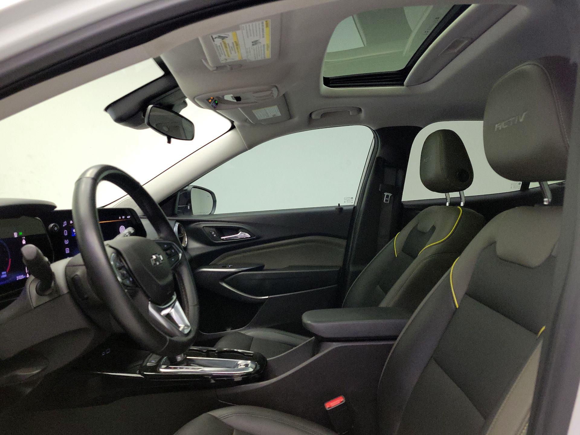 Thumbnail: 2024 Chevrolet Trax - 19