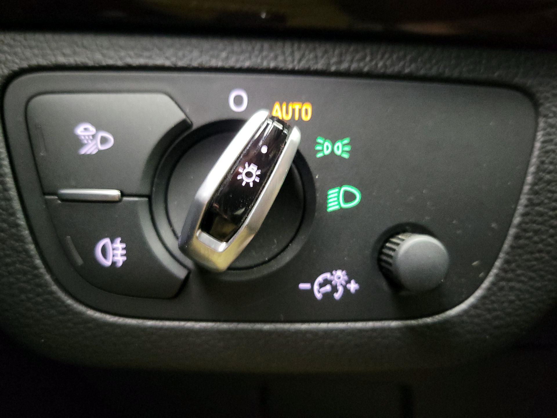 Thumbnail: 2018 Audi Q5 - 13