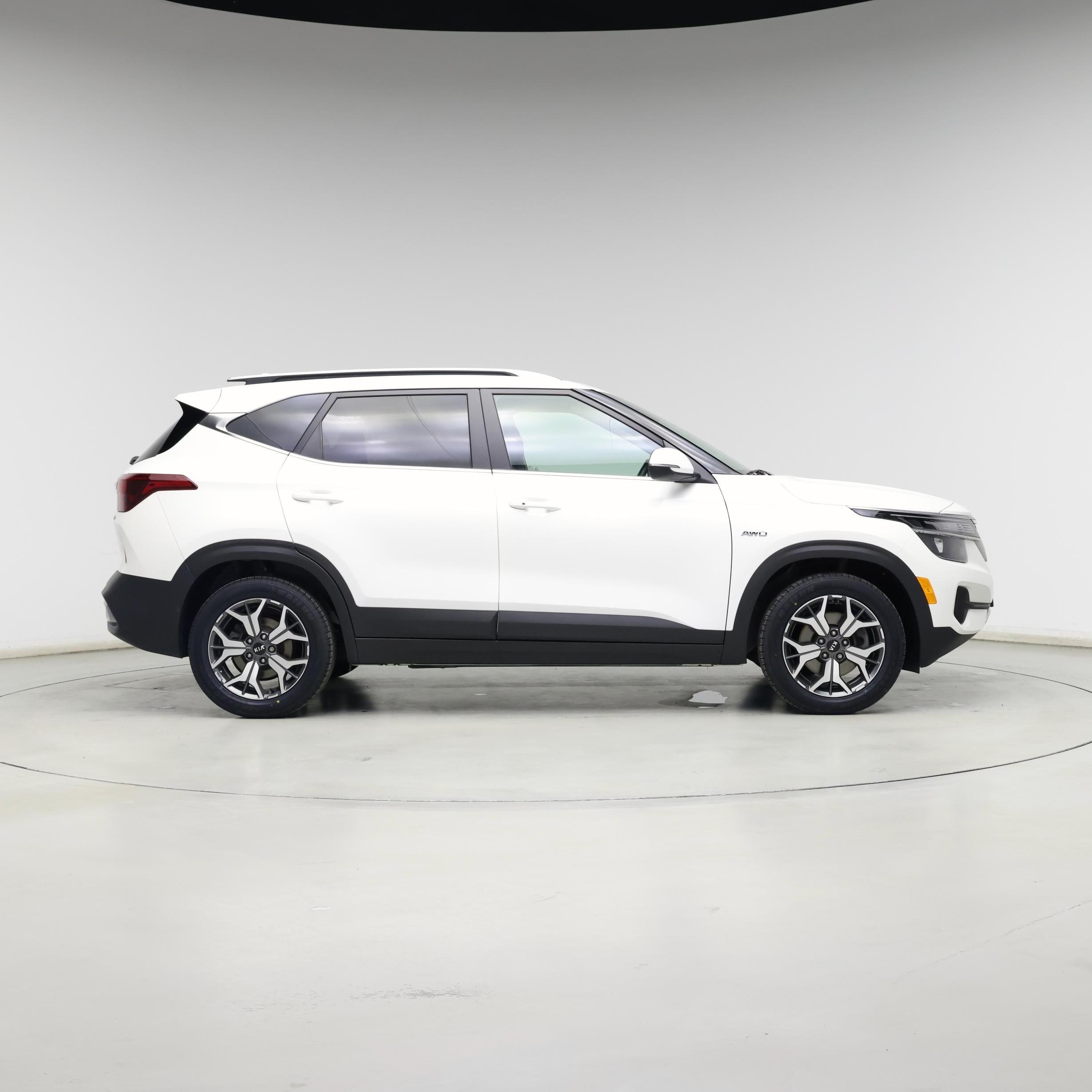 Thumbnail: 2021 Kia Seltos - 7