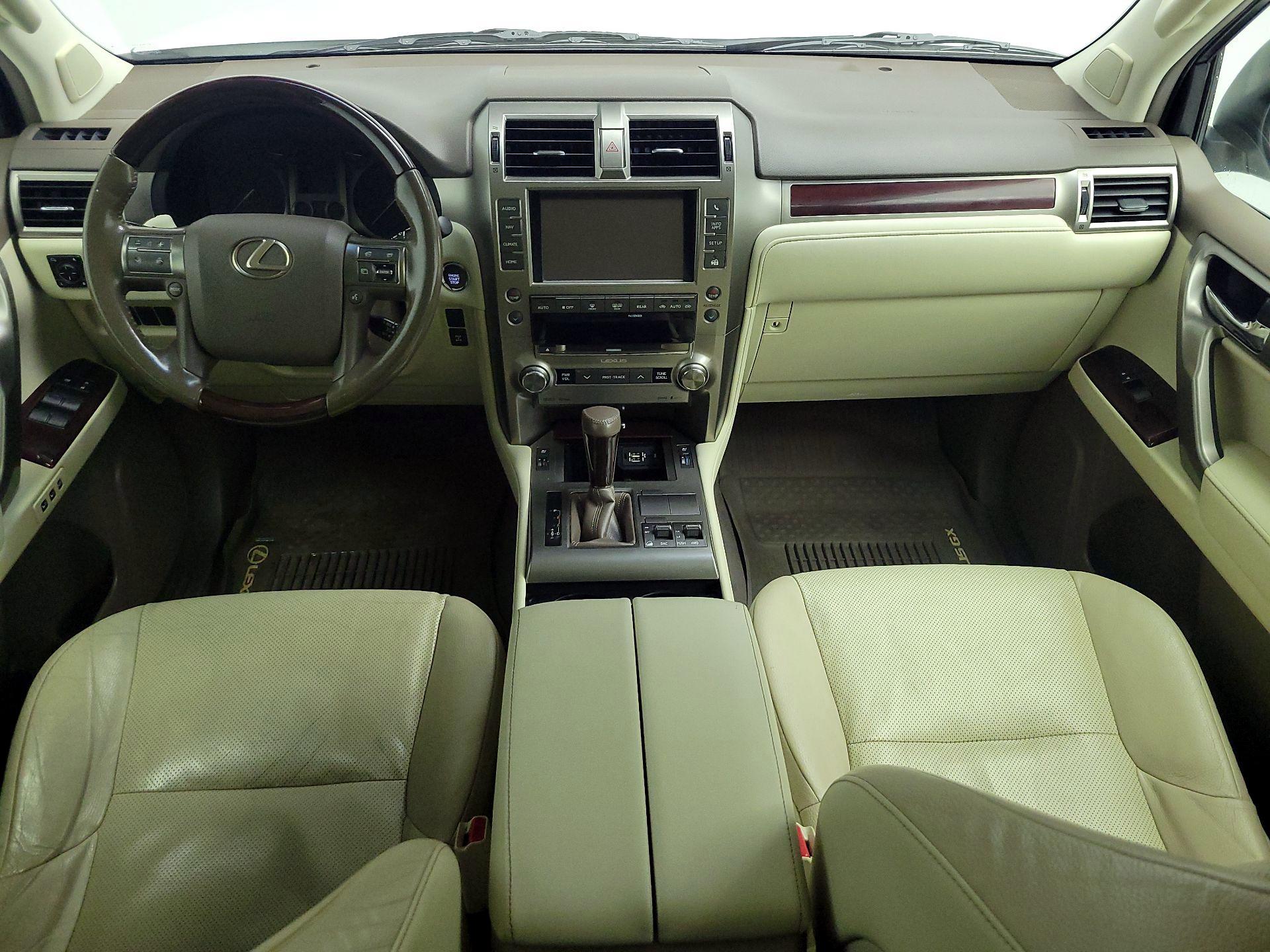 Thumbnail: 2019 Lexus GX - 9