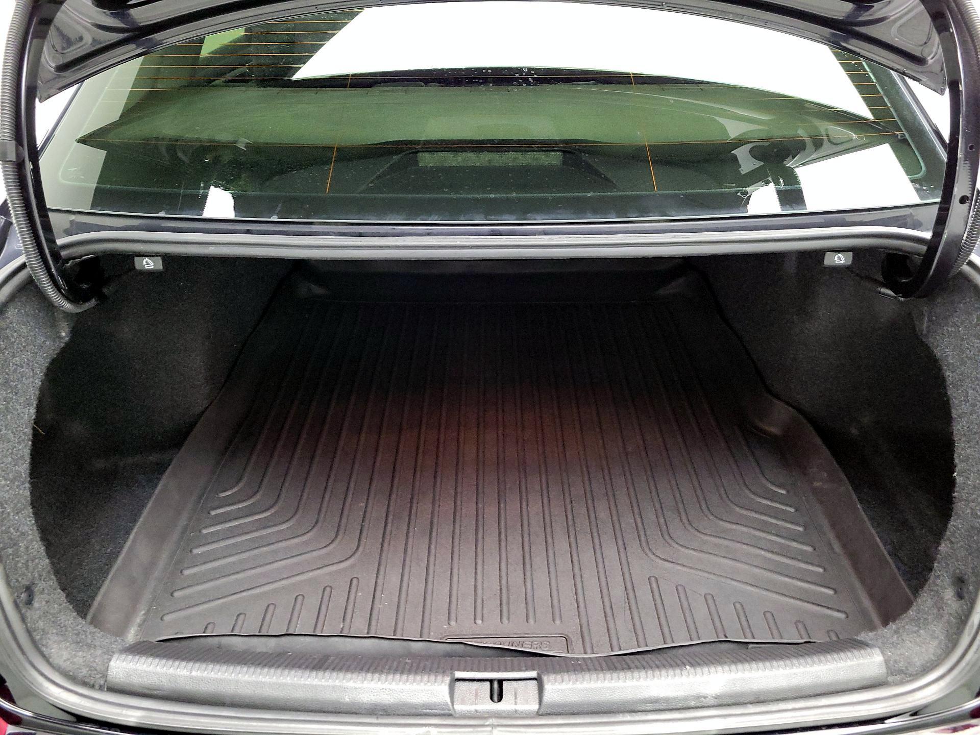 Thumbnail: 2017 Volkswagen Passat - 19