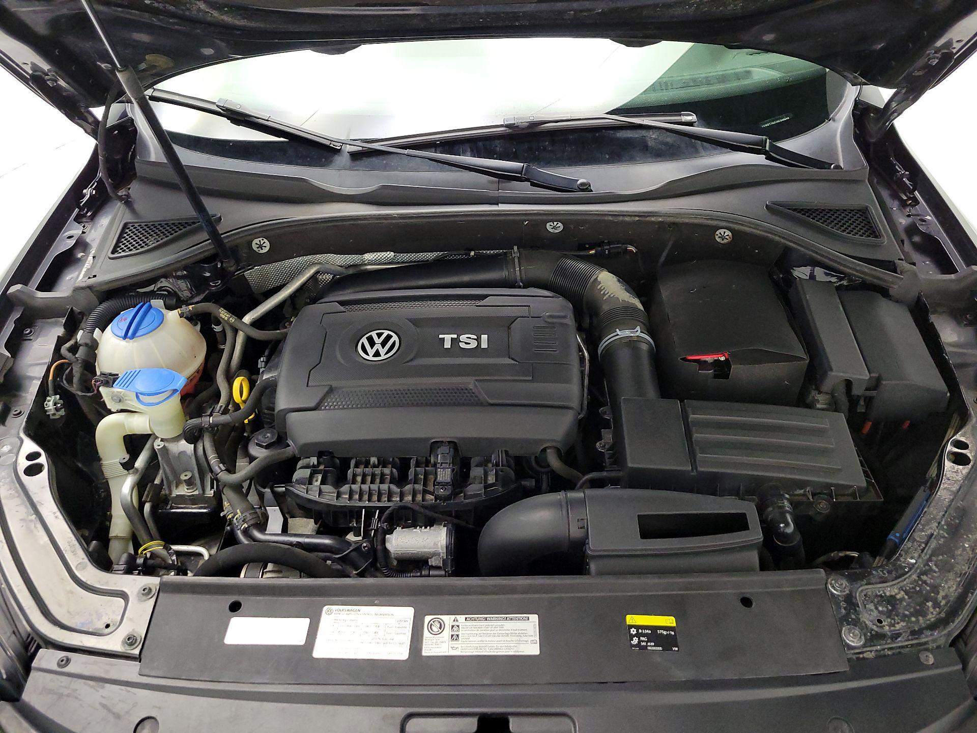 Thumbnail: 2017 Volkswagen Passat - 20