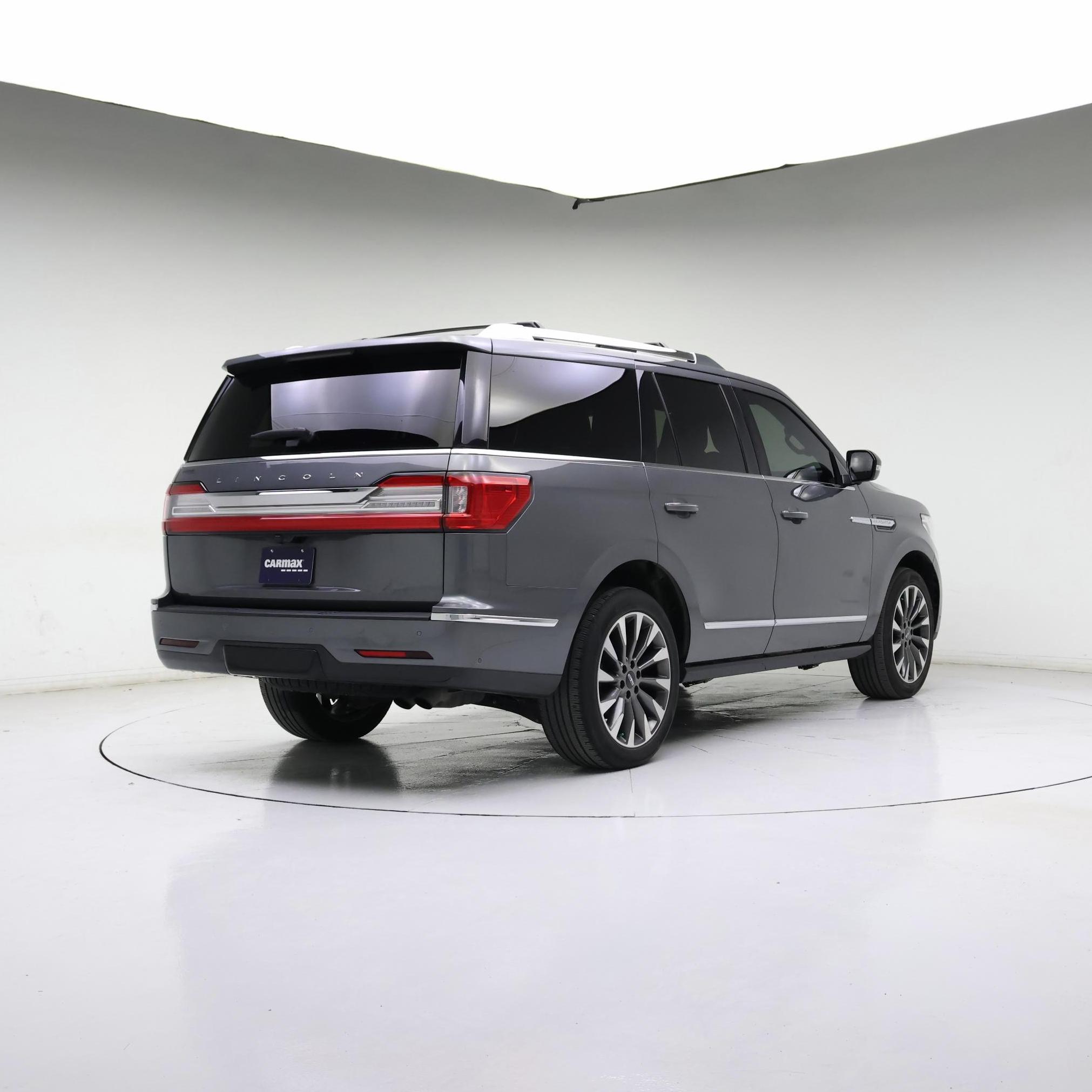Thumbnail: 2021 Lincoln Navigator - 8