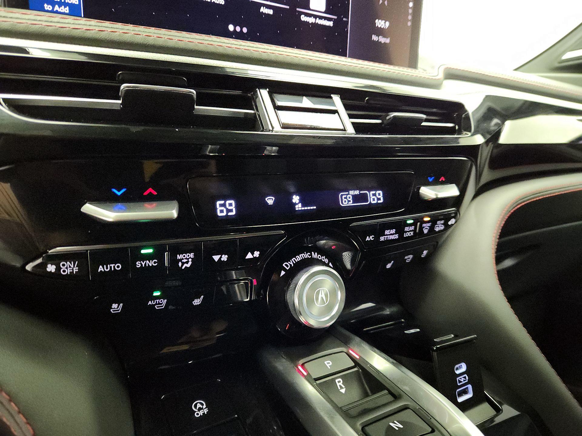 Thumbnail: 2025 Acura MDX - 17