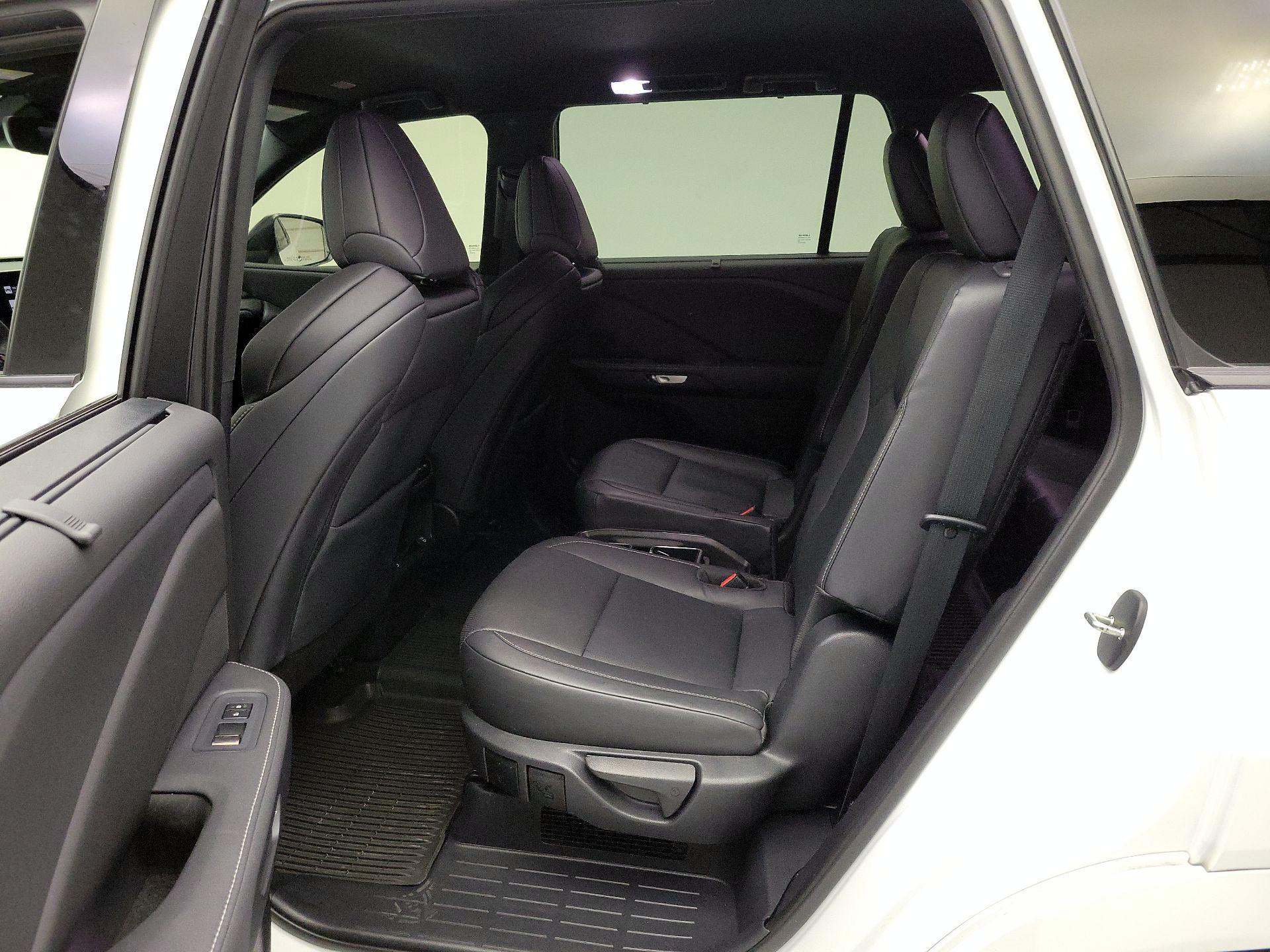 Thumbnail: 2025 Lexus TX - 18