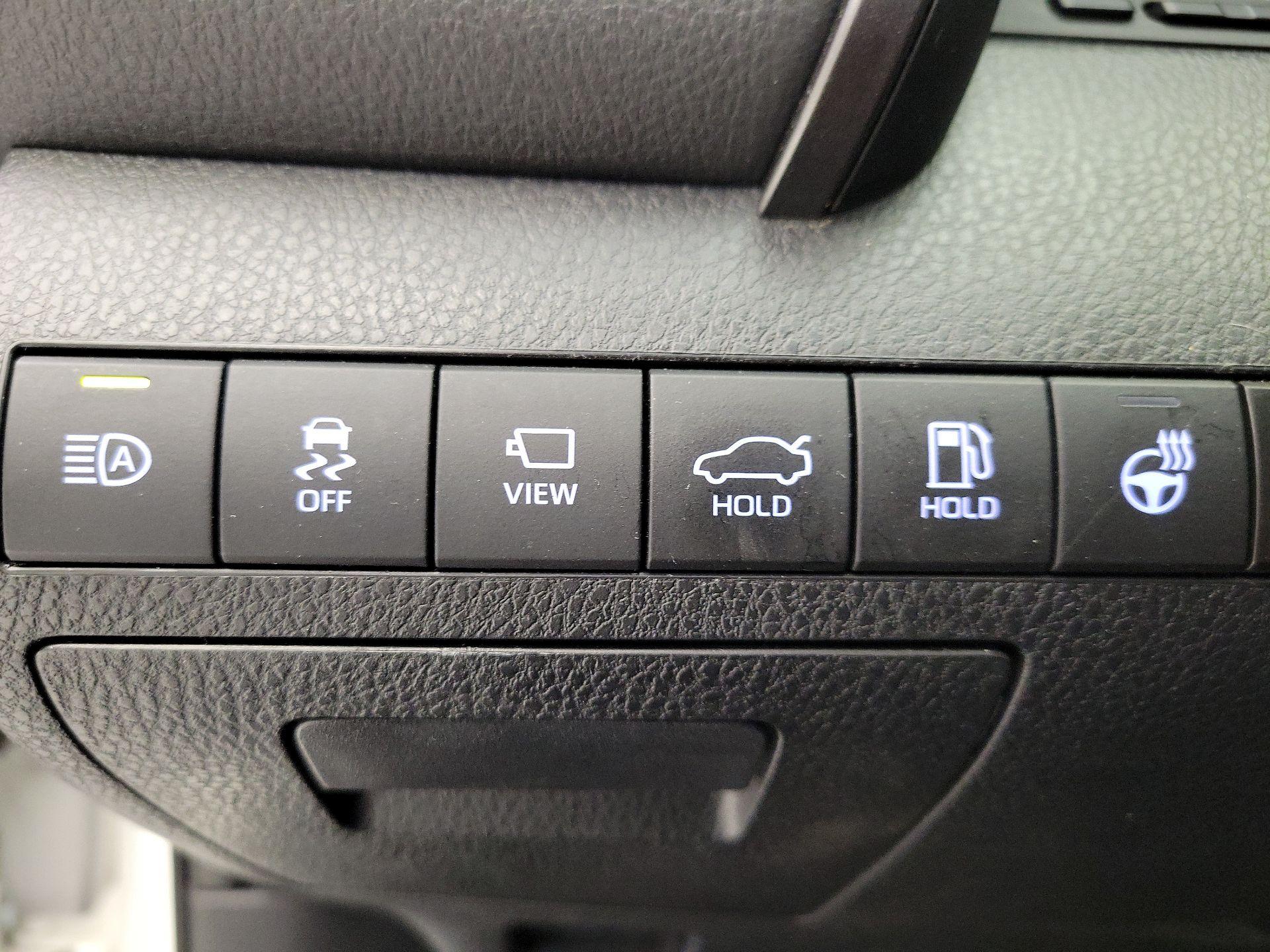 Thumbnail: 2023 Toyota Camry - 13