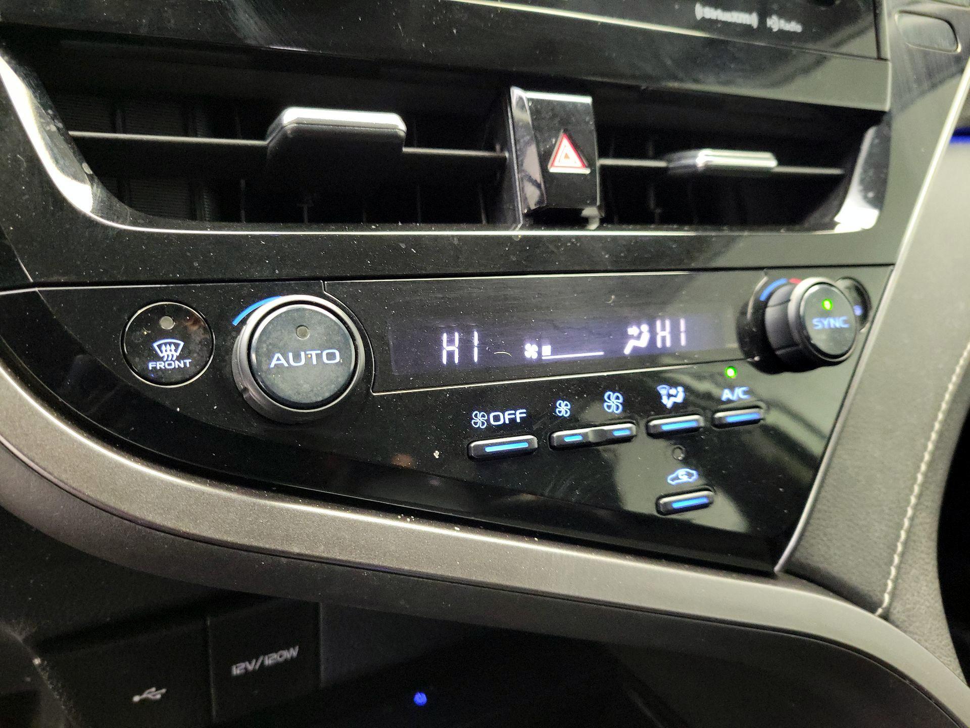 Thumbnail: 2023 Toyota Camry - 16