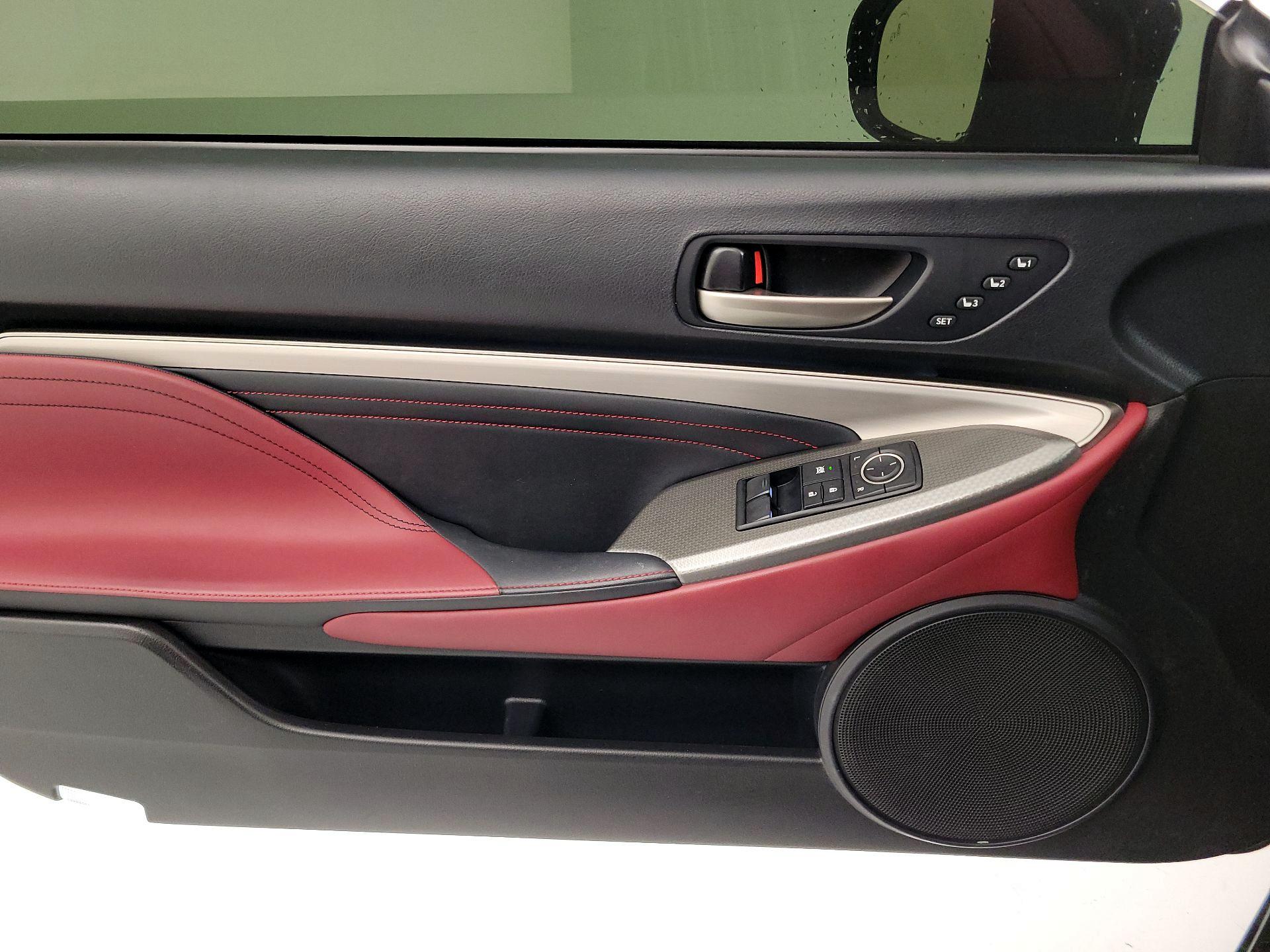 Thumbnail: 2018 Lexus RC - 12