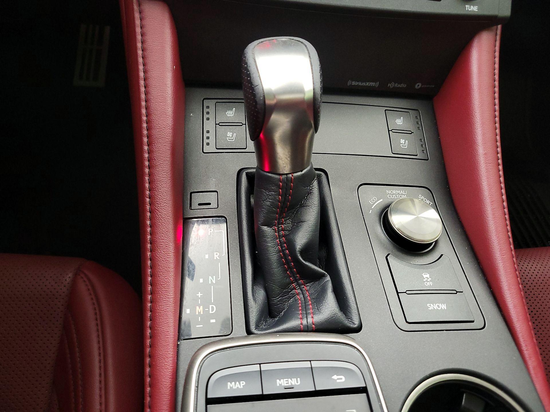 Thumbnail: 2018 Lexus RC - 18