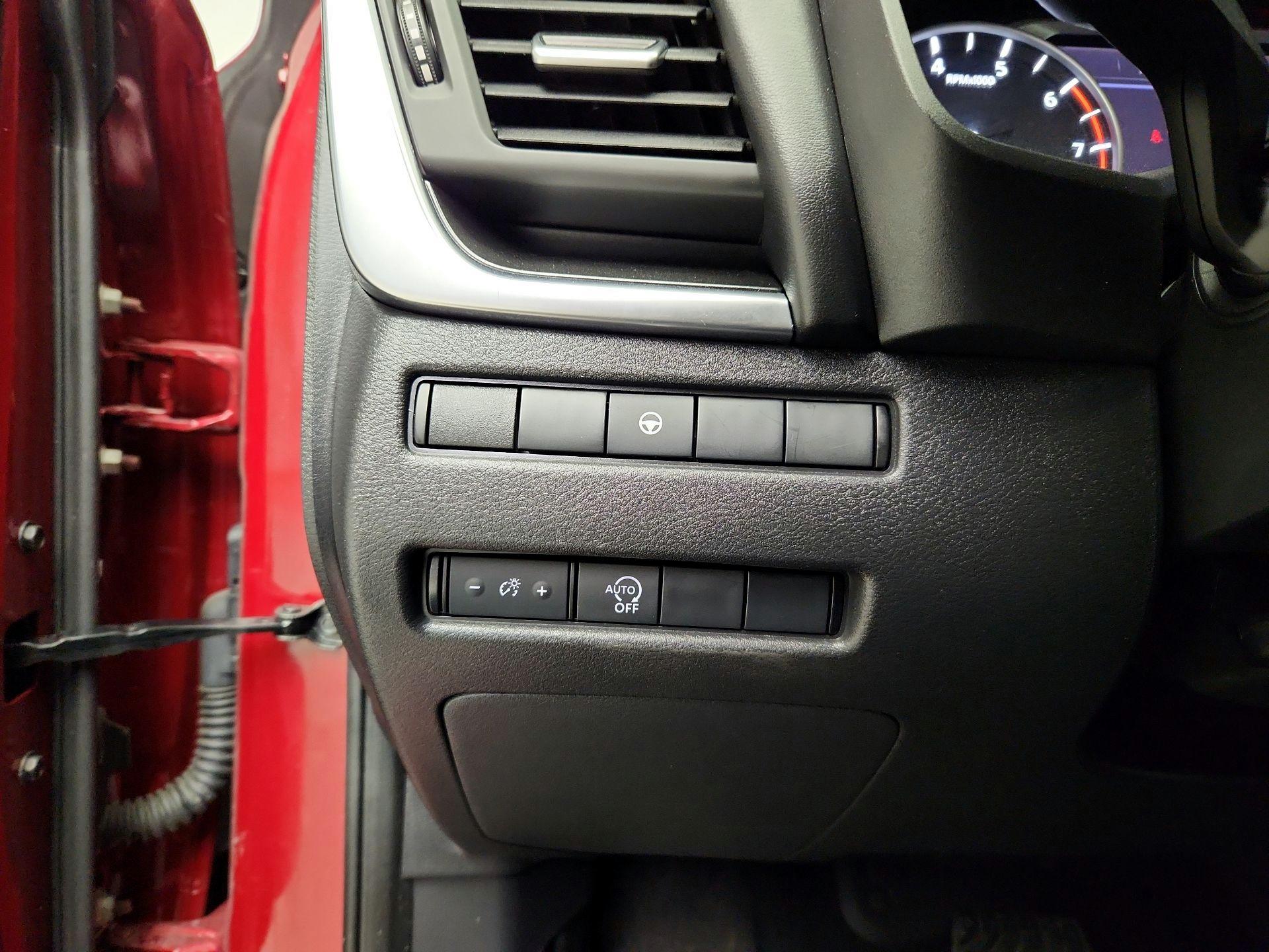 Thumbnail: 2023 Nissan Rogue - 13