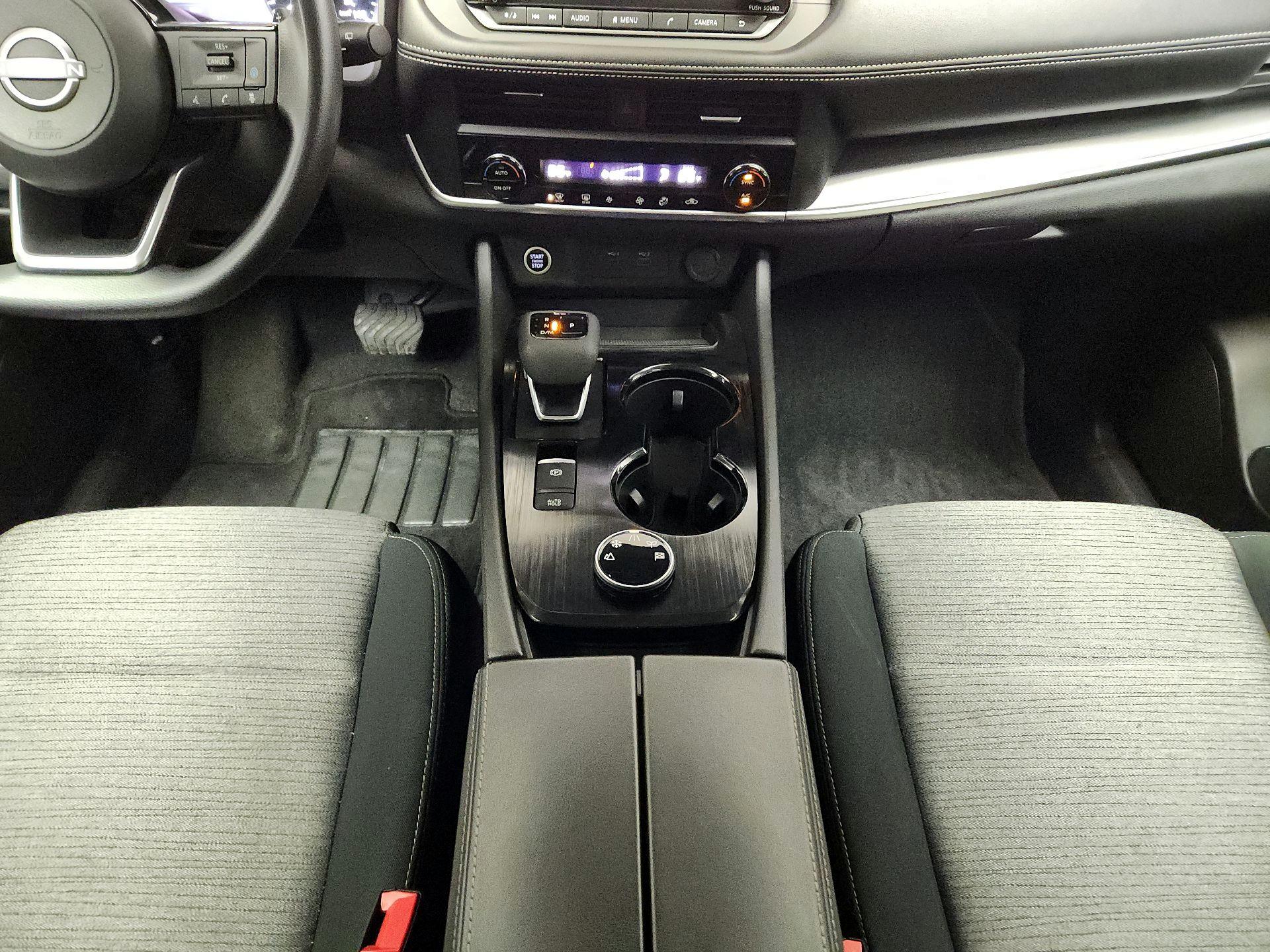 Thumbnail: 2023 Nissan Rogue - 17