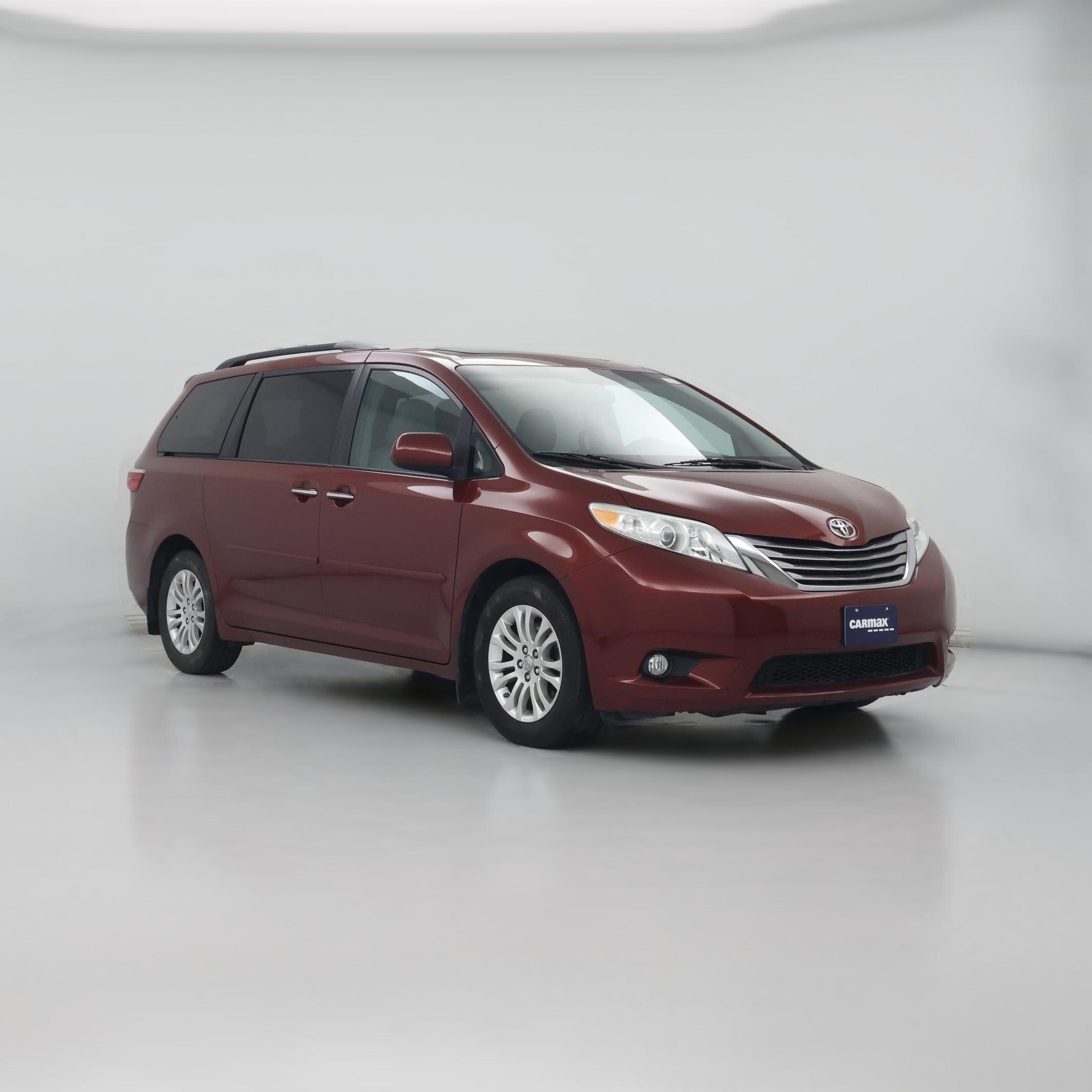 Thumbnail: 2017 Toyota Sienna - 1