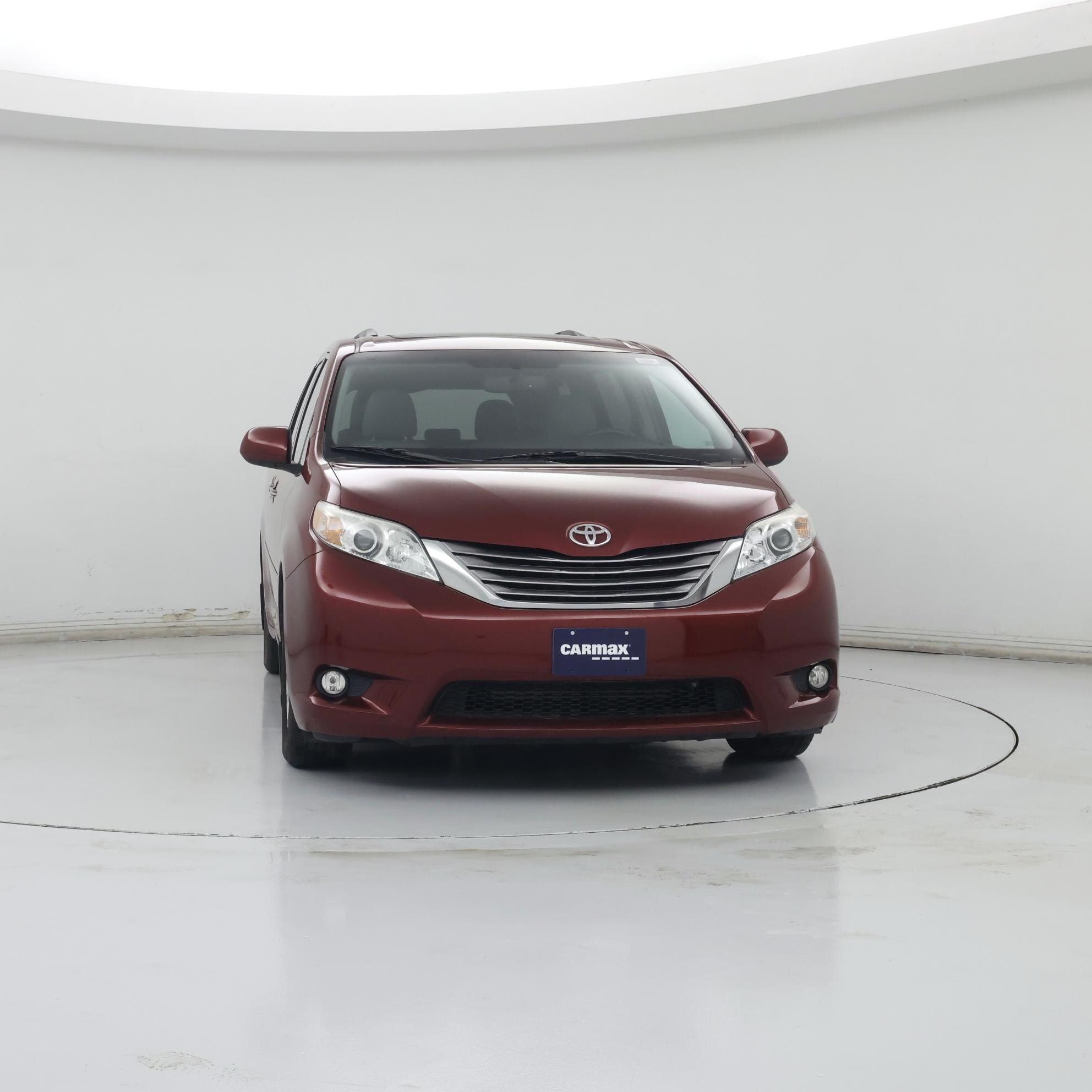 Thumbnail: 2017 Toyota Sienna - 5