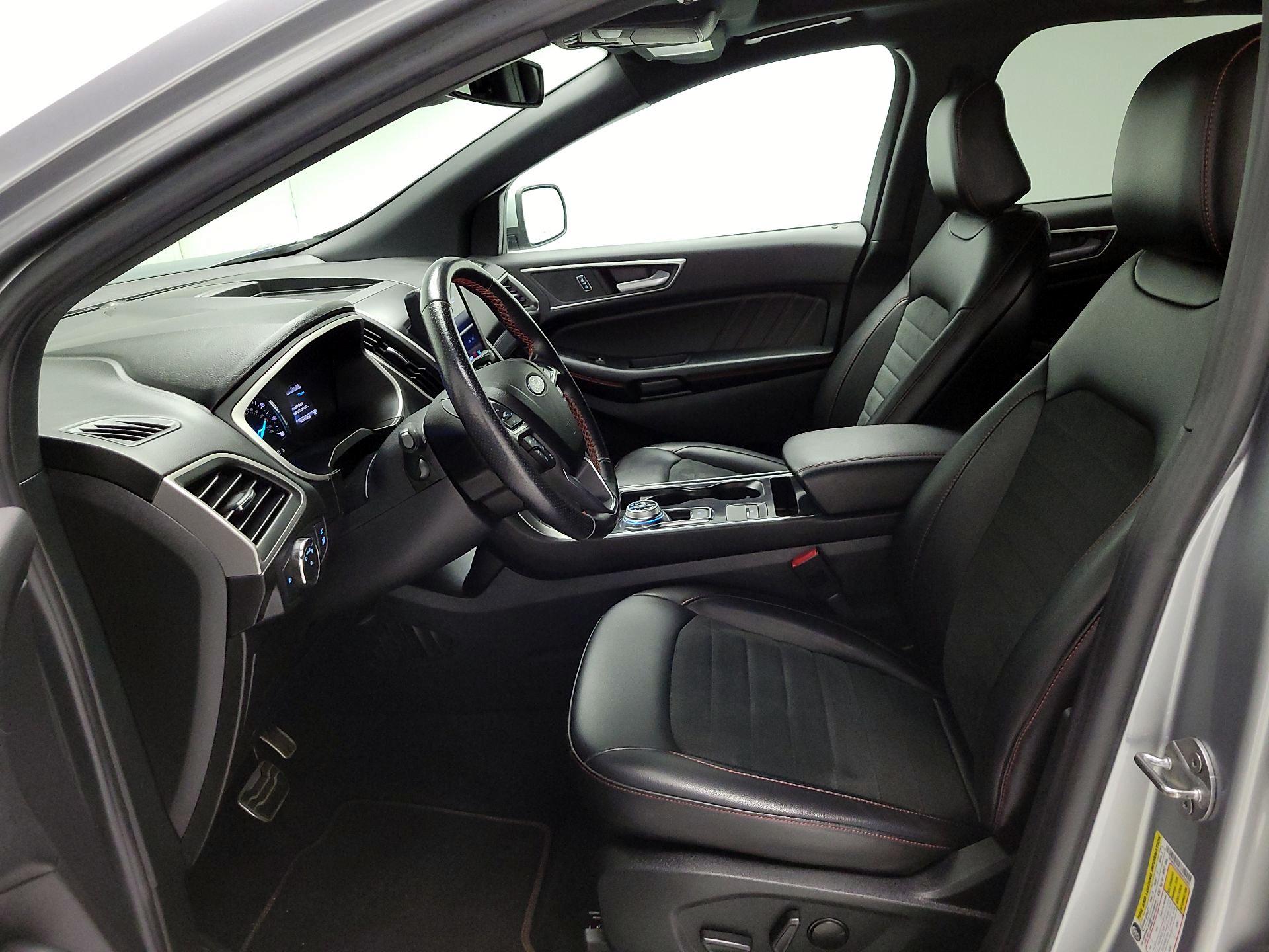 Thumbnail: 2021 Ford Edge - 11