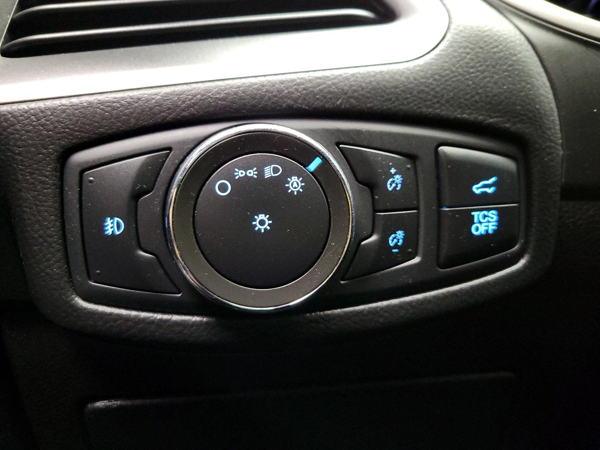 Thumbnail: 2021 Ford Edge - 13